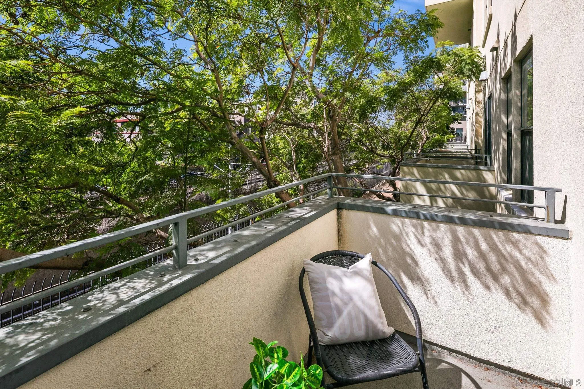 https://cdn.realtyfeed.com/cdn/127/260022960/ba07d53ea31e1d87d43bd95881fdfb1c.webp