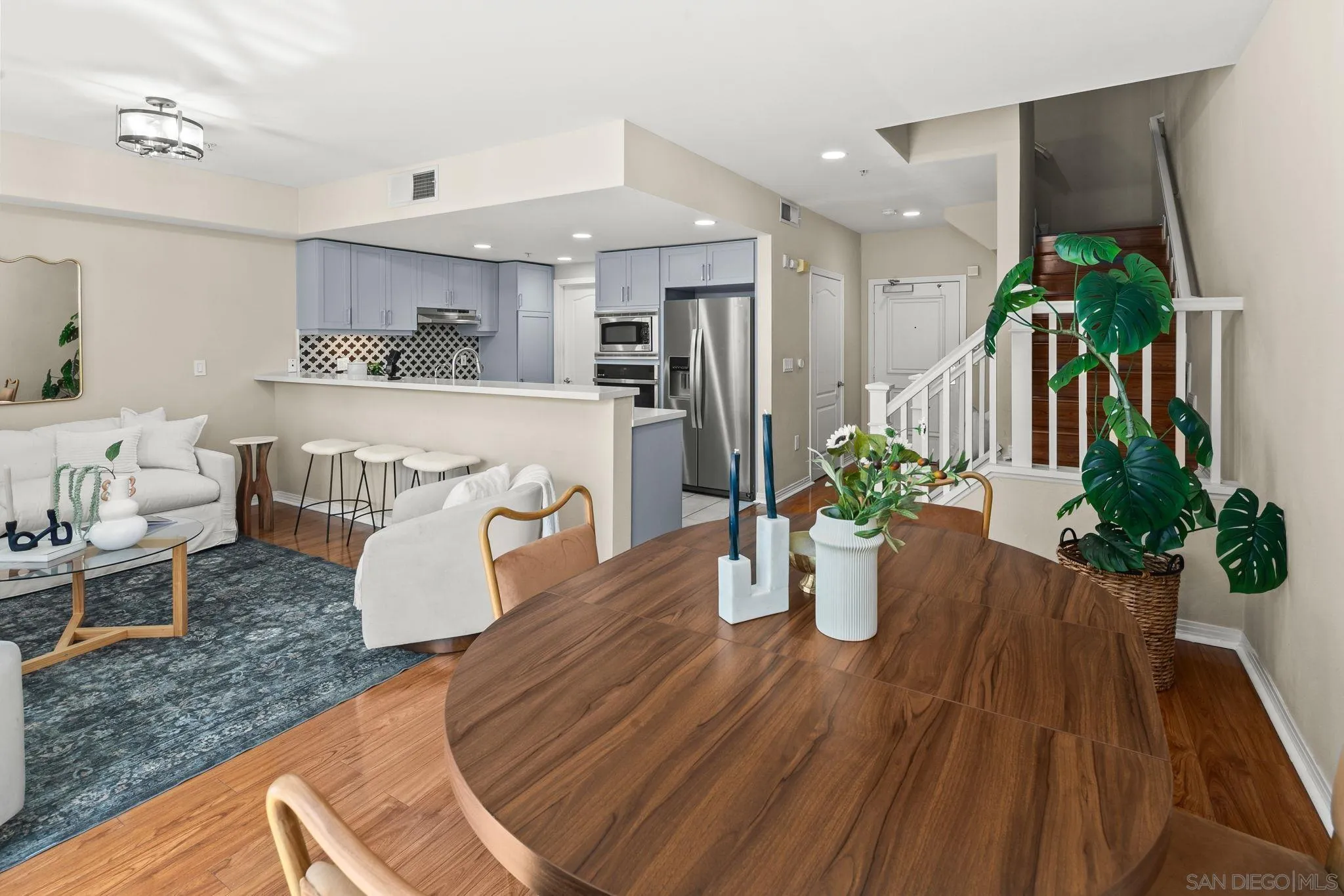 https://cdn.realtyfeed.com/cdn/127/260022960/c4178117627a5a5612d80e1504903922.webp
