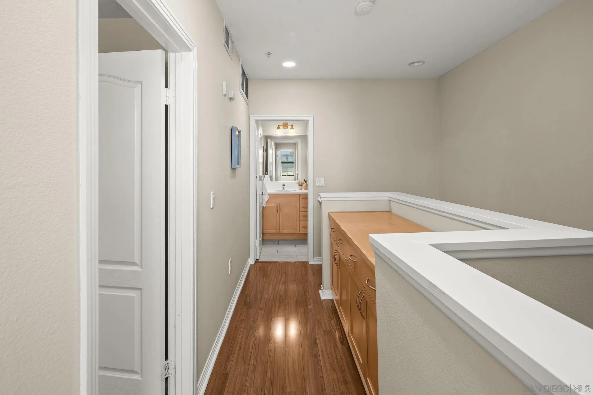 https://cdn.realtyfeed.com/cdn/127/260022960/fe8454a59396f17973b60e5f347bcd97.webp