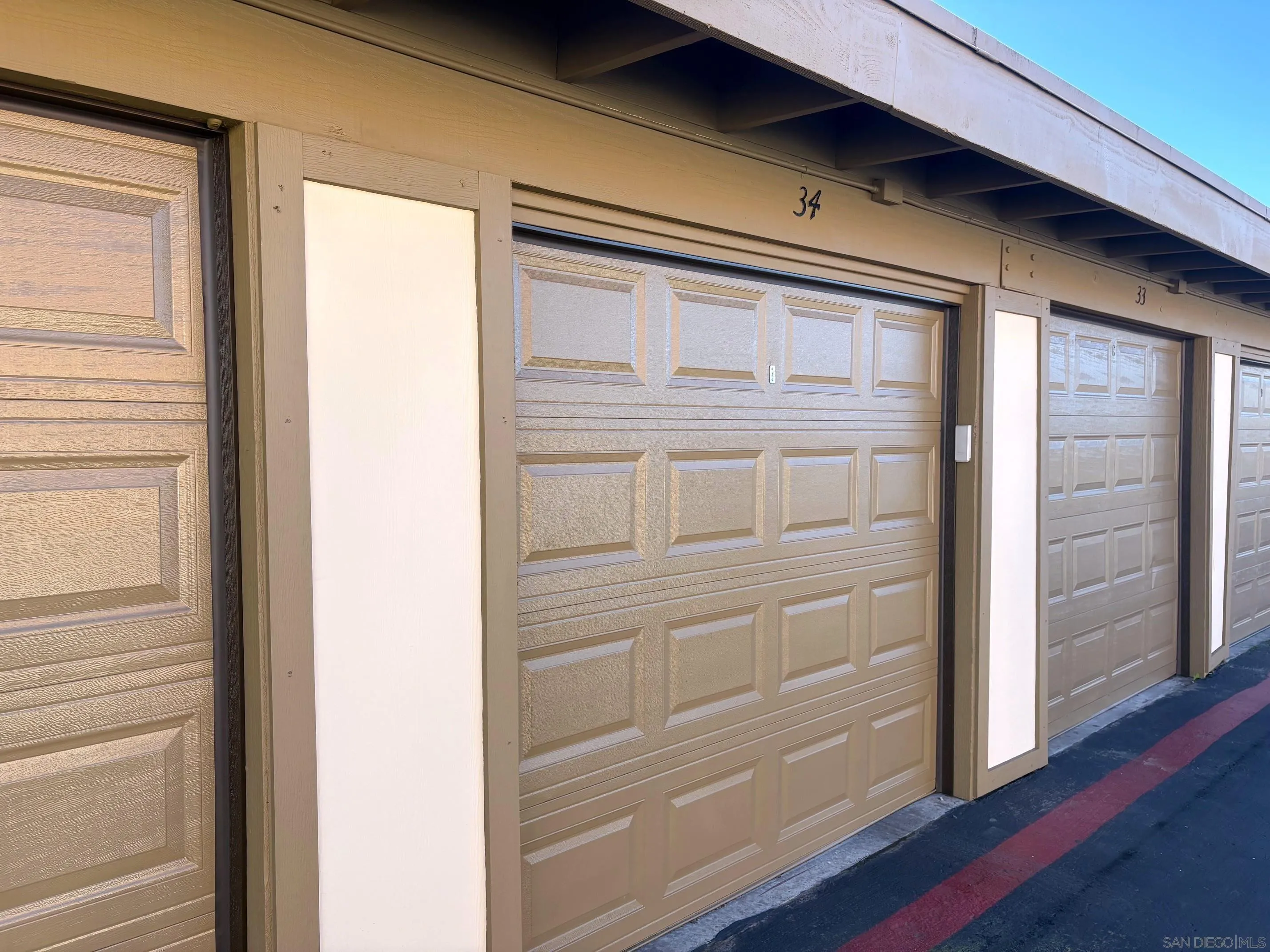 https://cdn.realtyfeed.com/cdn/127/260022962/11983db788a1ebc085611add07b7c61a.webp