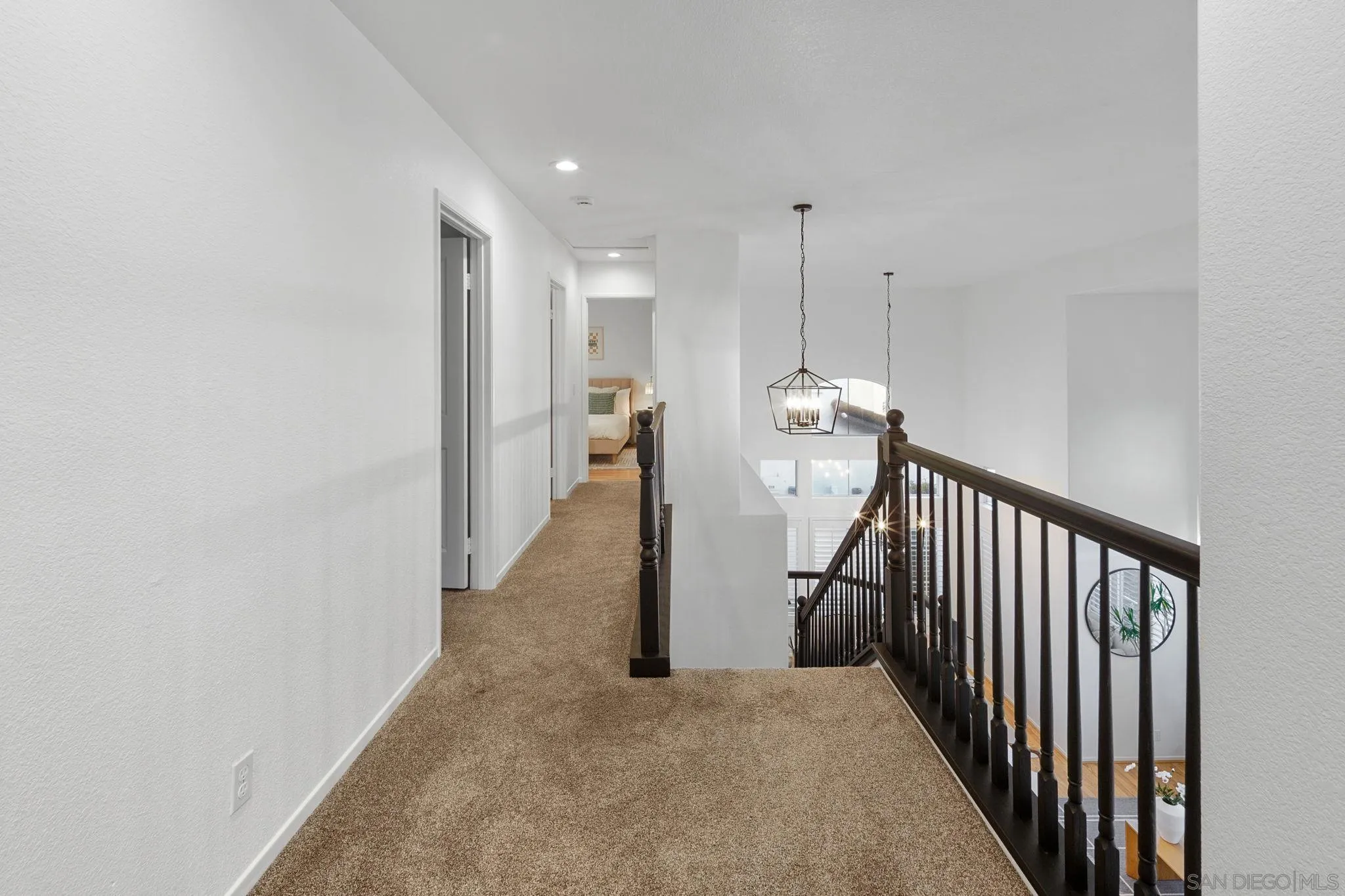 https://cdn.realtyfeed.com/cdn/127/260022963/2e37a67e7d7585093ccce579daee3160.webp