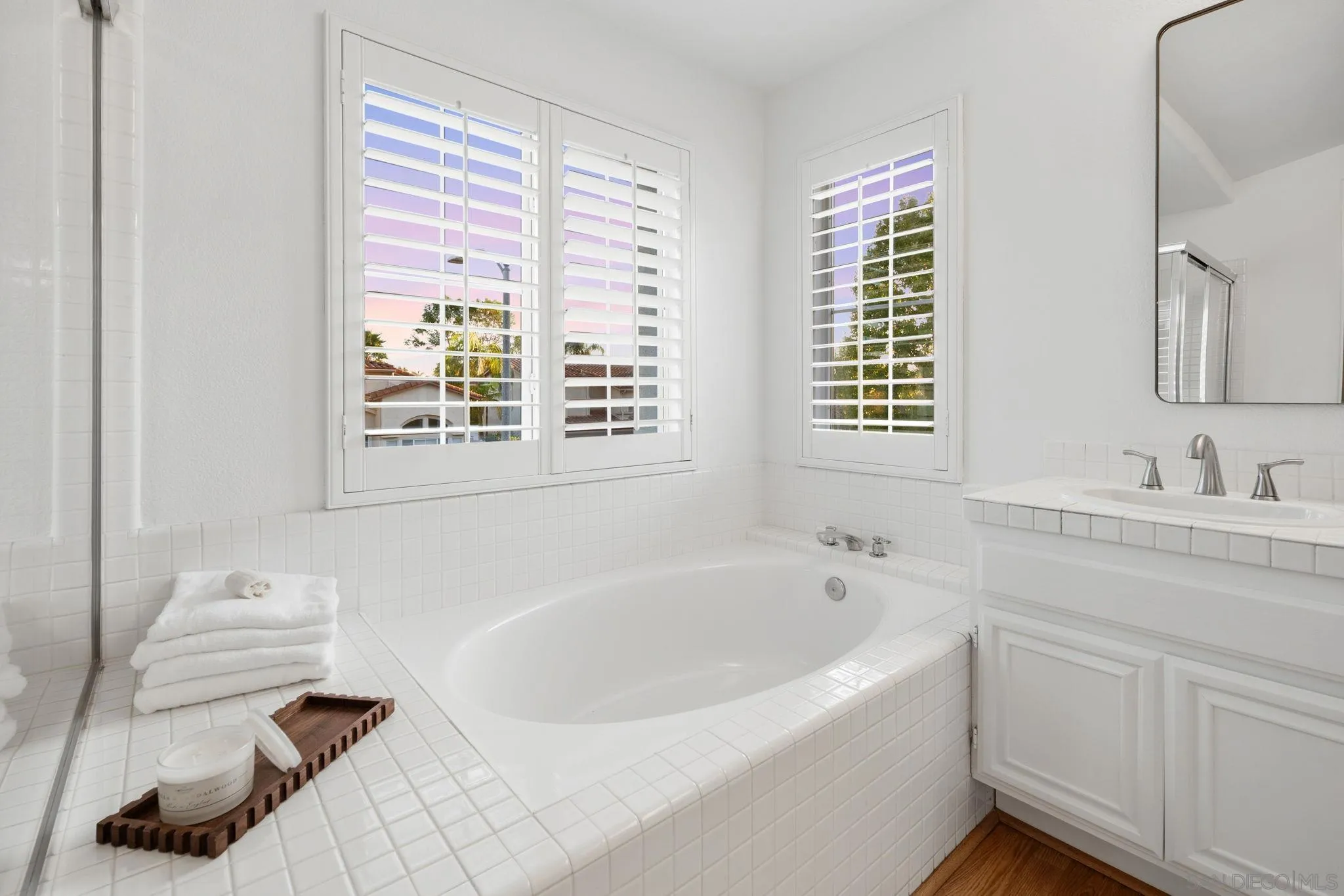 https://cdn.realtyfeed.com/cdn/127/260022963/6783d1138efd37e6fba89d8b3fb05c47.webp