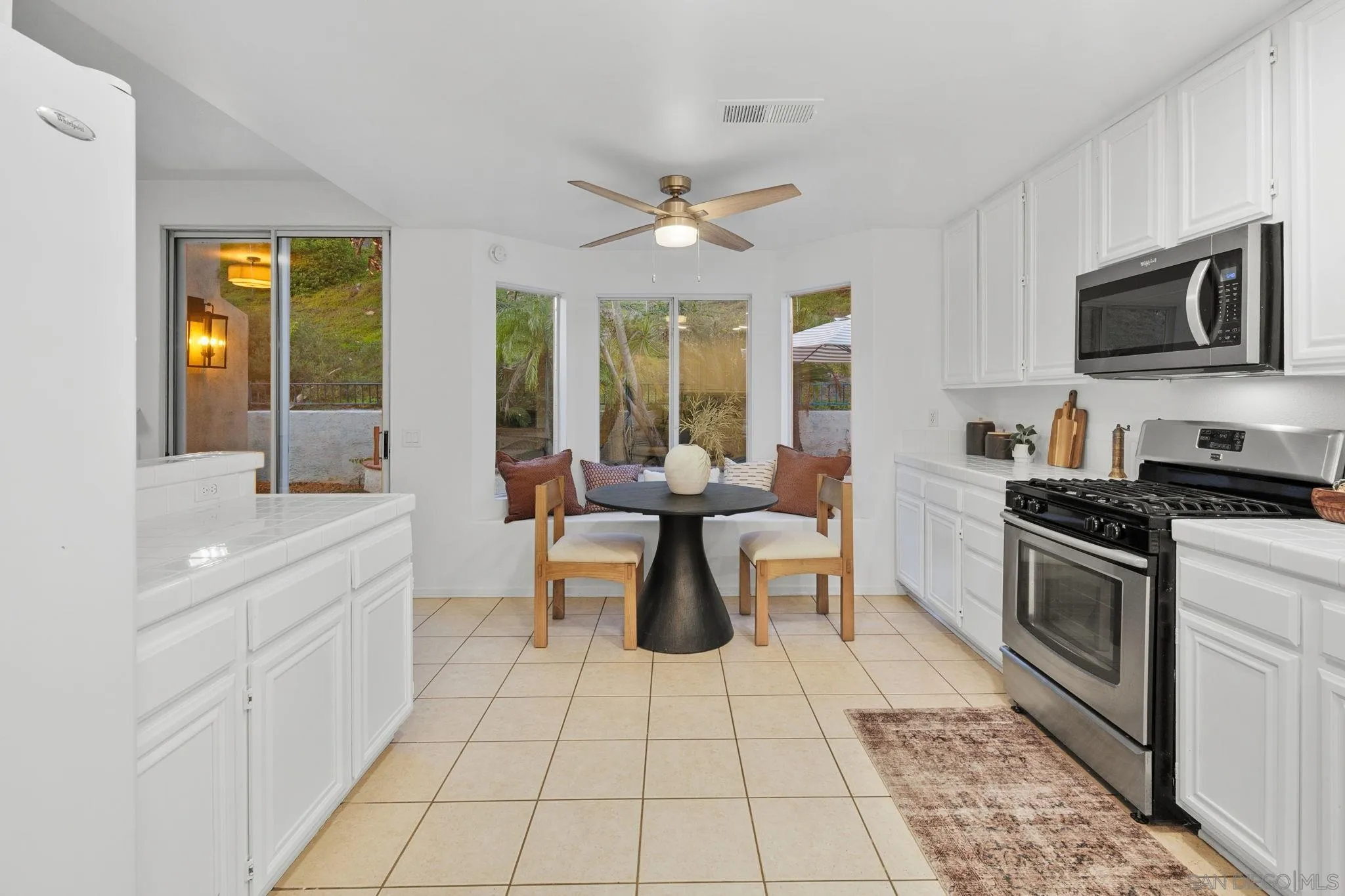 https://cdn.realtyfeed.com/cdn/127/260022963/8c31fdcc4cf4d85bd6f6eedfc3a620ad.webp