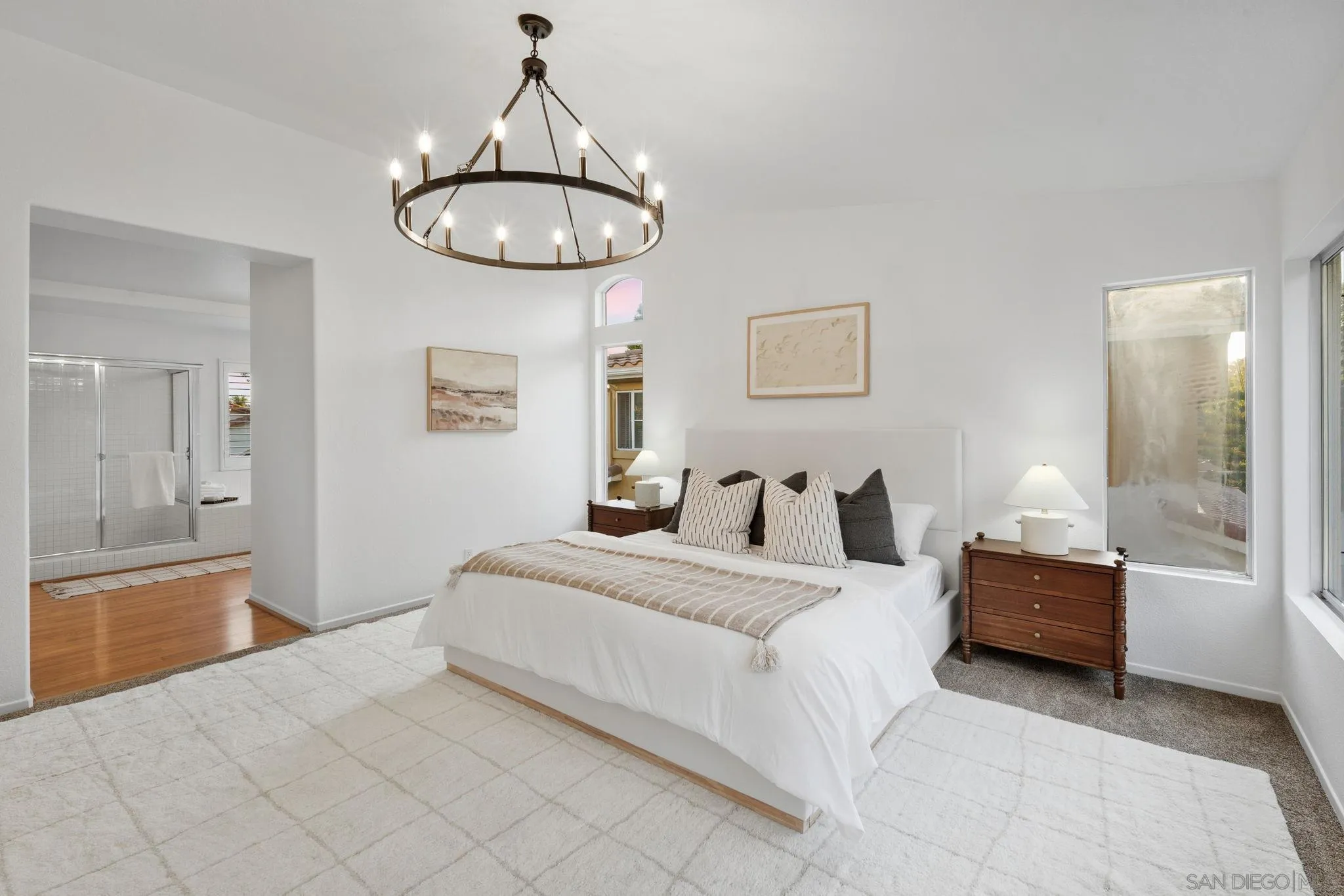 https://cdn.realtyfeed.com/cdn/127/260022963/94860256078760761cbe0a108a632158.webp
