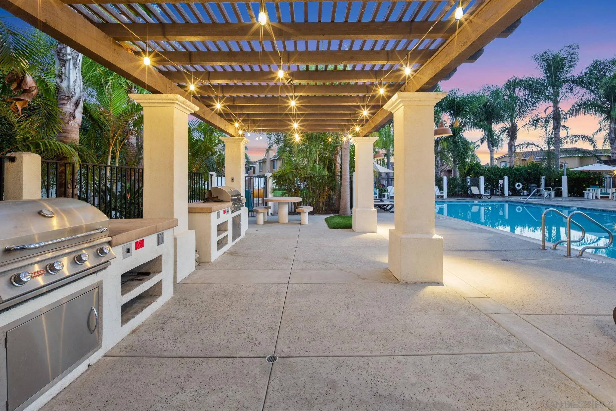 https://cdn.realtyfeed.com/cdn/127/260022963/9828d333e752d83294b1920343a79556.webp