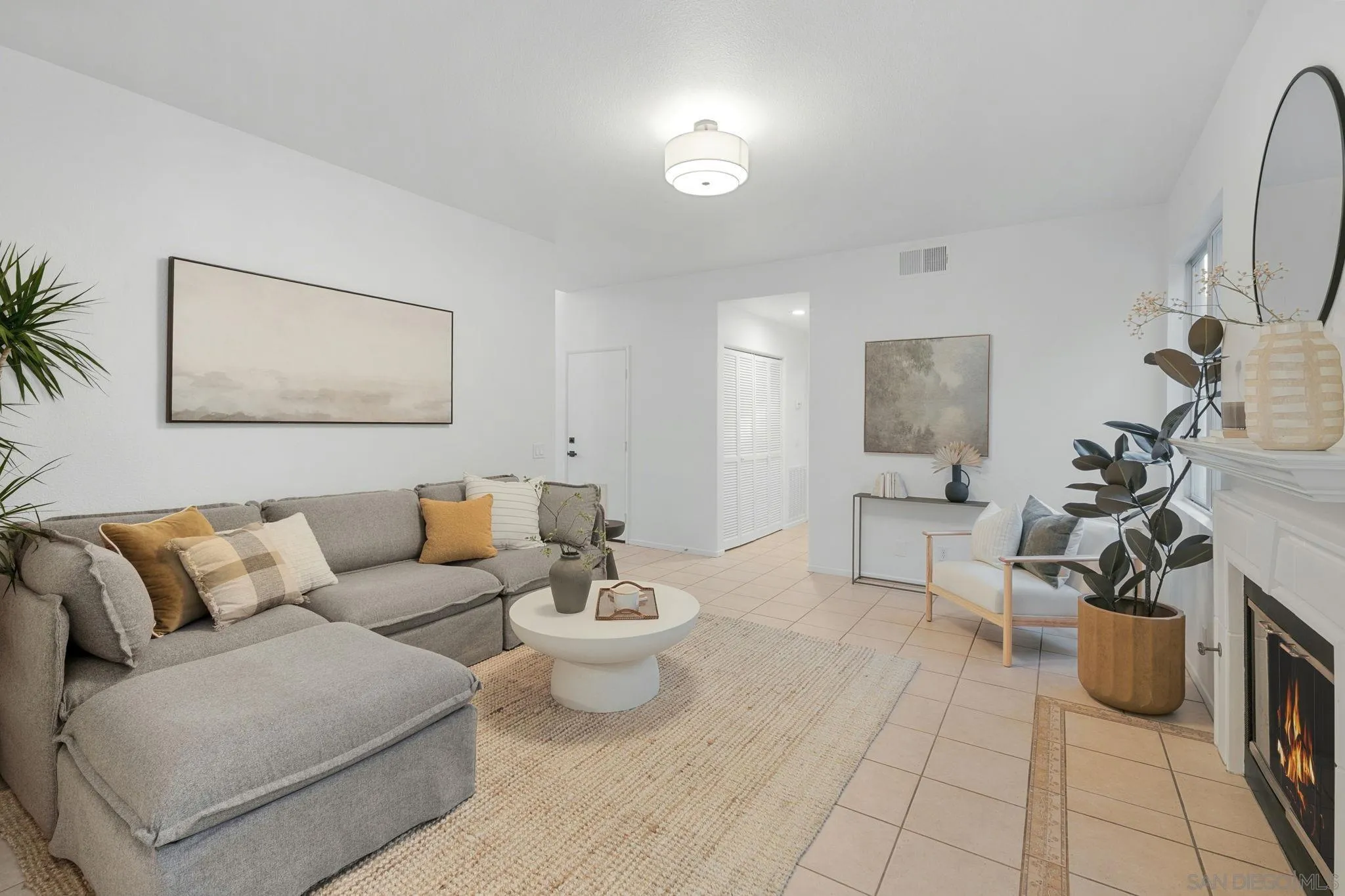 https://cdn.realtyfeed.com/cdn/127/260022963/b11c9640510c0e888122ef0d802cfcef.webp