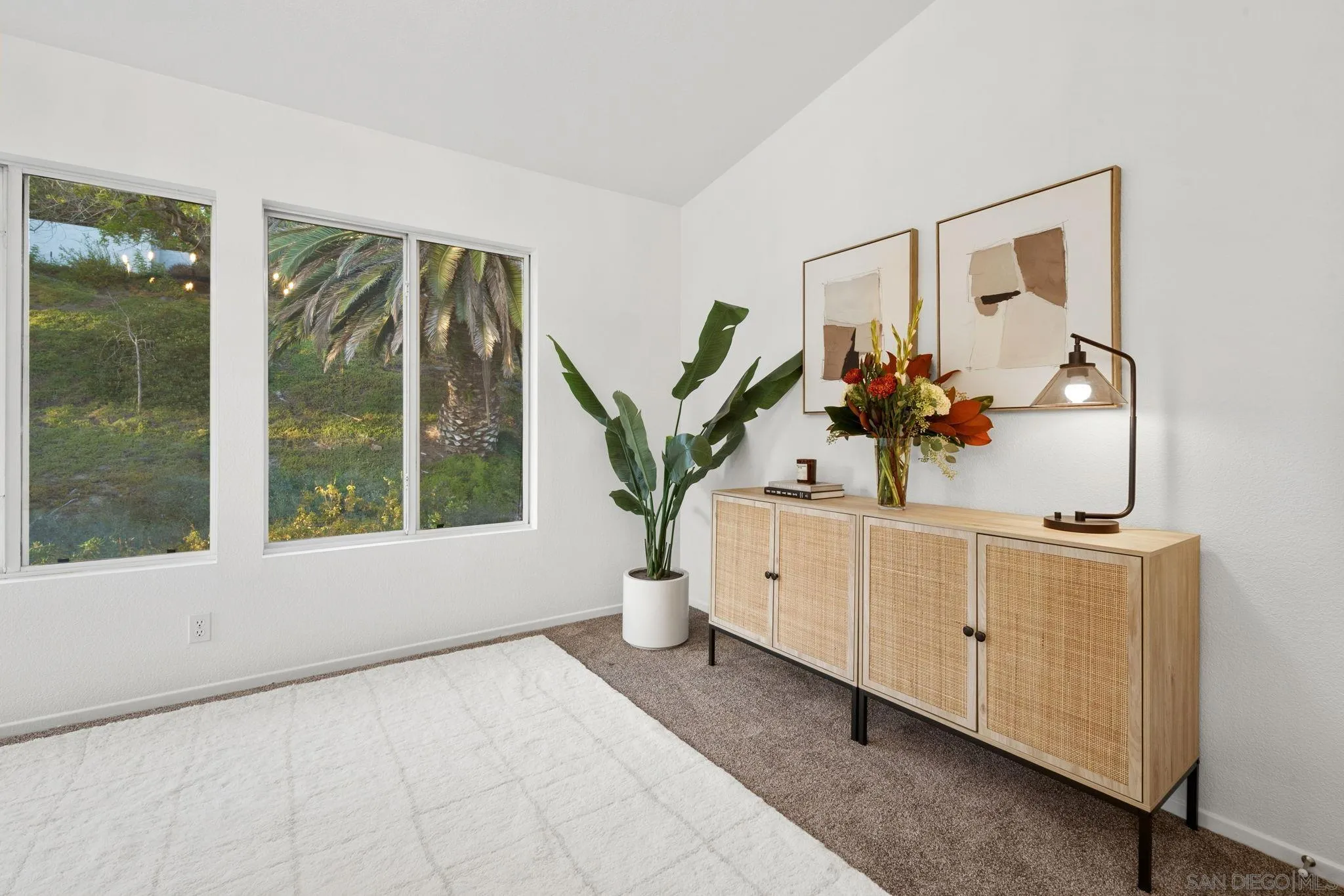 https://cdn.realtyfeed.com/cdn/127/260022963/b90f3556e0b4f348d08ac377a30d1945.webp