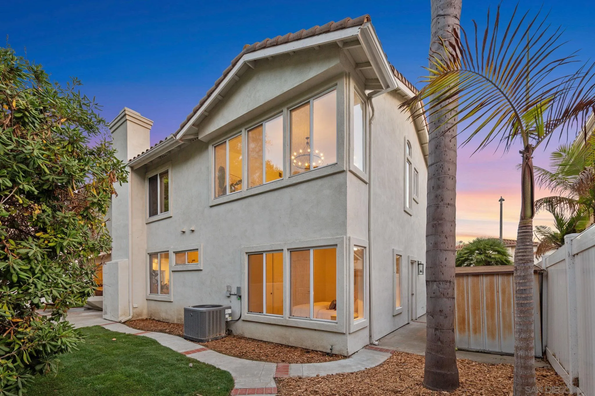 https://cdn.realtyfeed.com/cdn/127/260022963/c49018f21c18c4b3e1d0a1469e0d0d25.webp