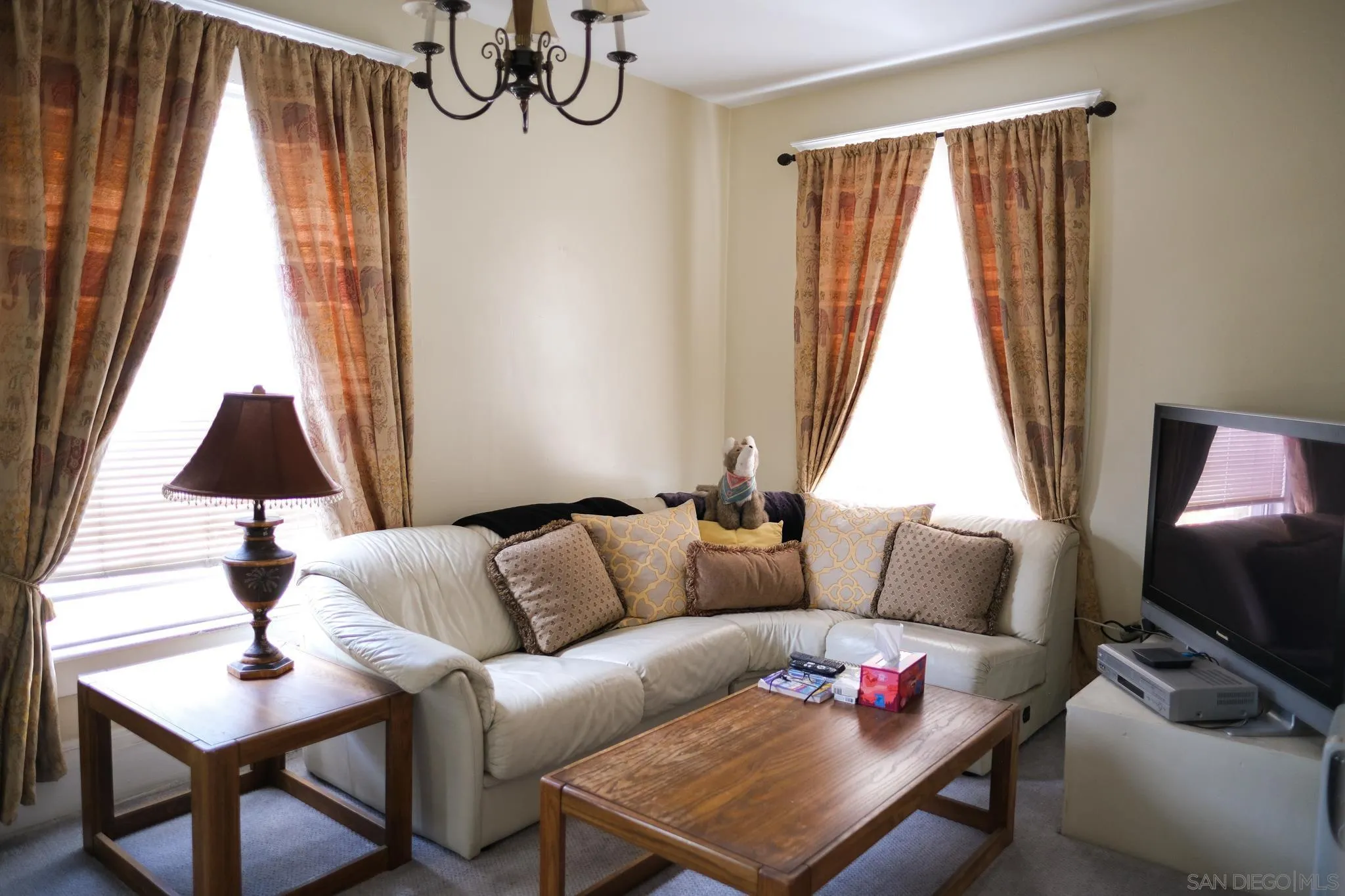https://cdn.realtyfeed.com/cdn/127/260022965/11312d4422ba97eeb97a34264aa999ad.webp
