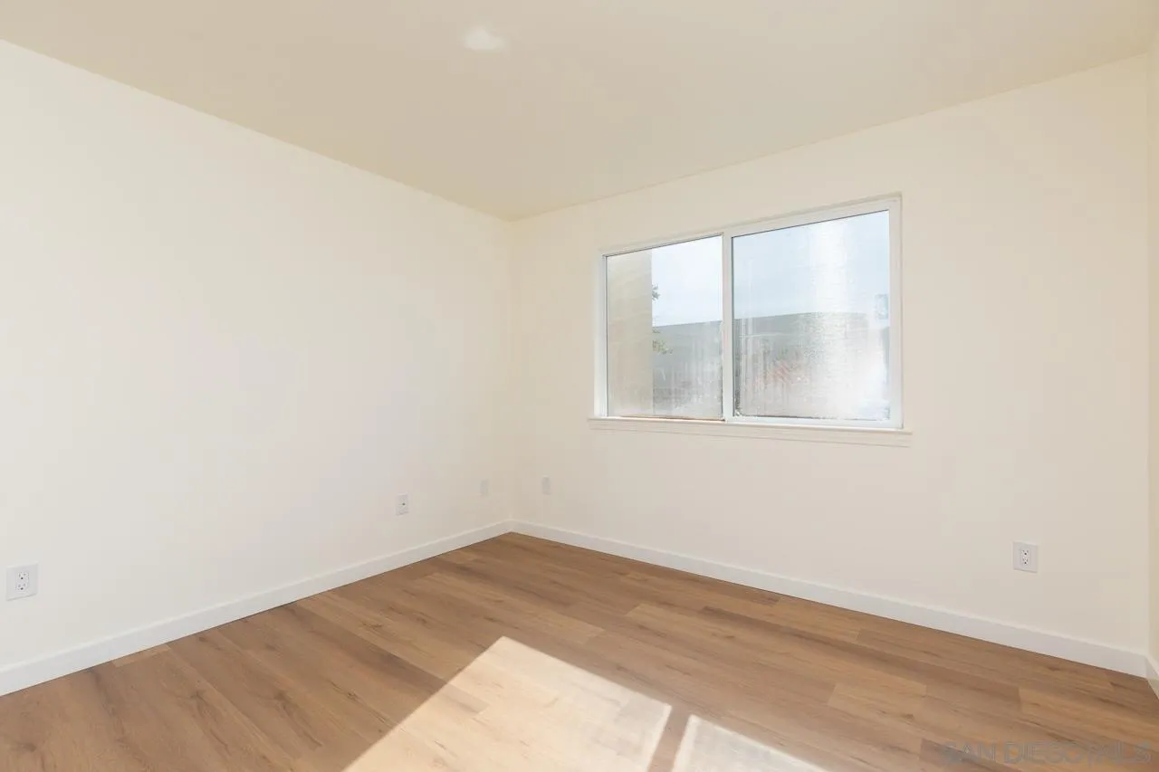 https://cdn.realtyfeed.com/cdn/127/260022968/ebbf5124b5ef584988d839fd109f6db7.webp