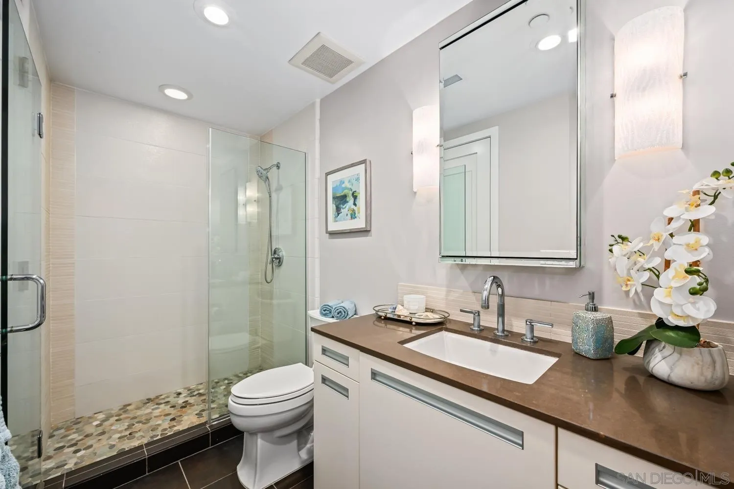 https://cdn.realtyfeed.com/cdn/127/260022969/66dbfa8460e913458ff0f2f57e1a1c26.webp