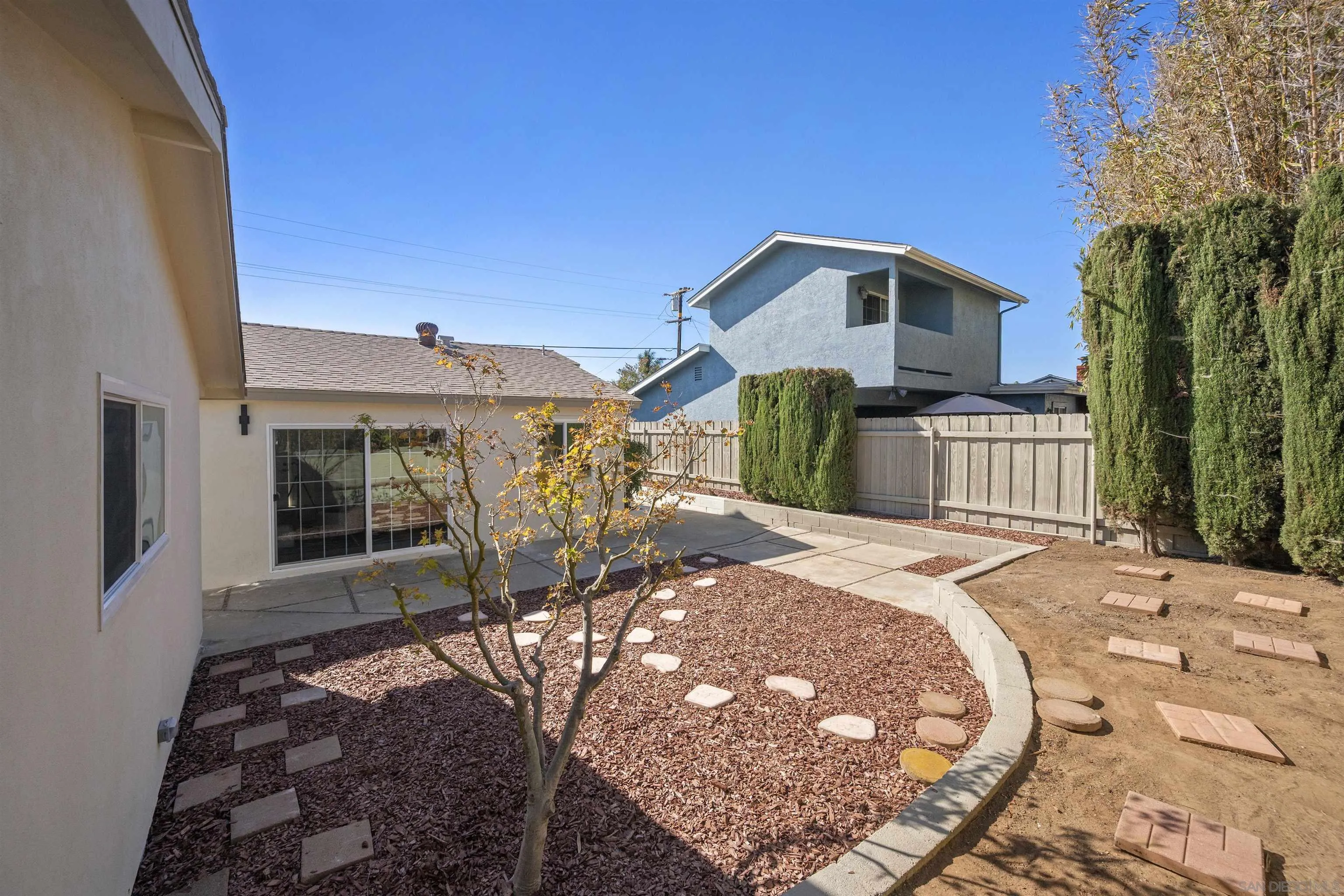 https://cdn.realtyfeed.com/cdn/127/260022970/37efbacd904496491ca9d4776361f72d.webp