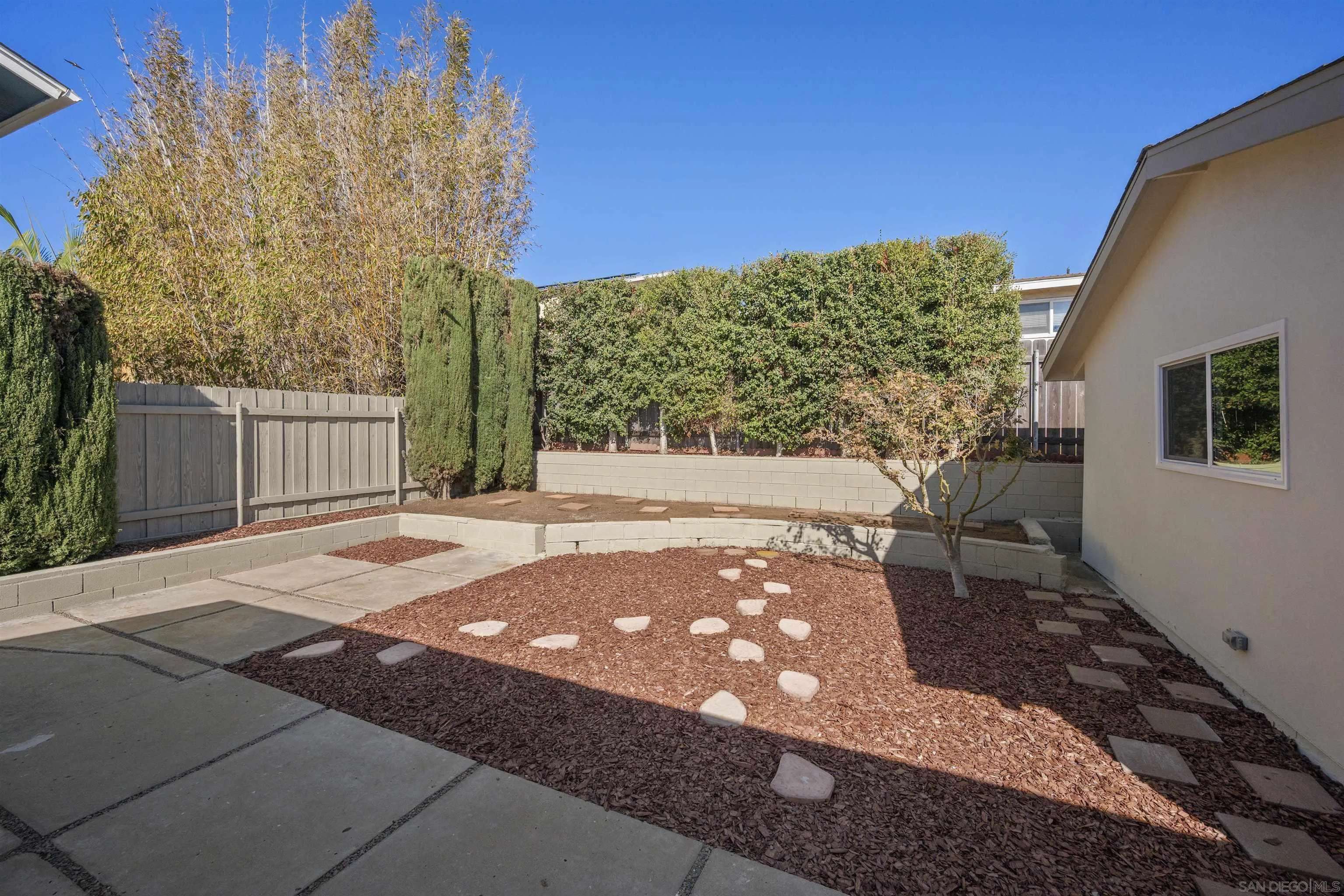 https://cdn.realtyfeed.com/cdn/127/260022970/4c0fe3430367c22d1e557fded9c429b4.webp