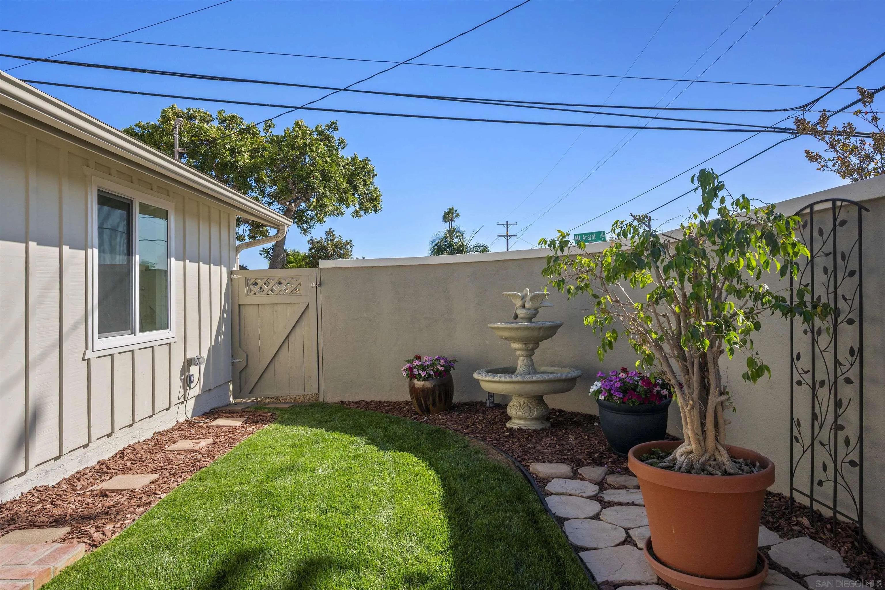 https://cdn.realtyfeed.com/cdn/127/260022970/e580a29d0ee091039e4b45a3cebb0bfc.webp