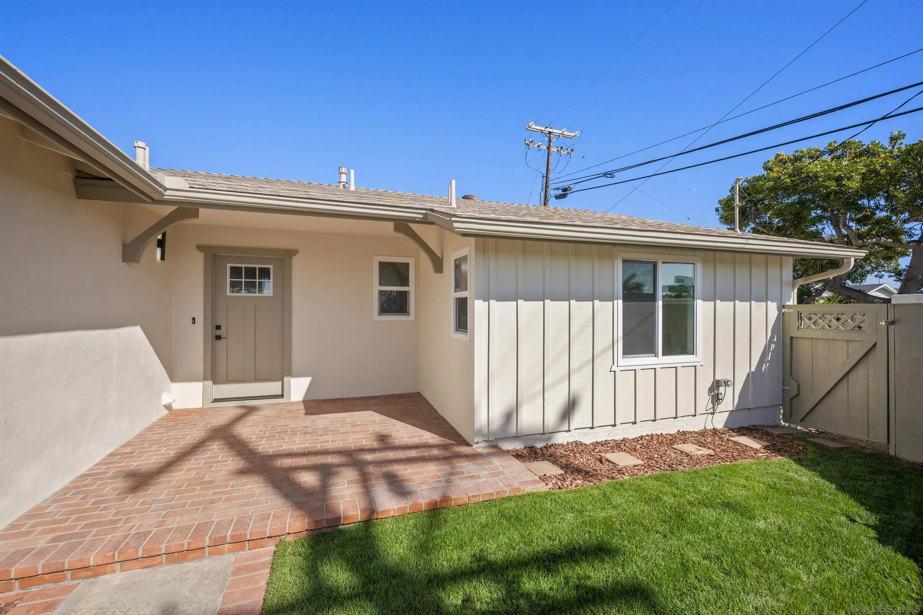 https://cdn.realtyfeed.com/cdn/127/260022970/e726a851ff4d87b59e62360ccd191430.webp