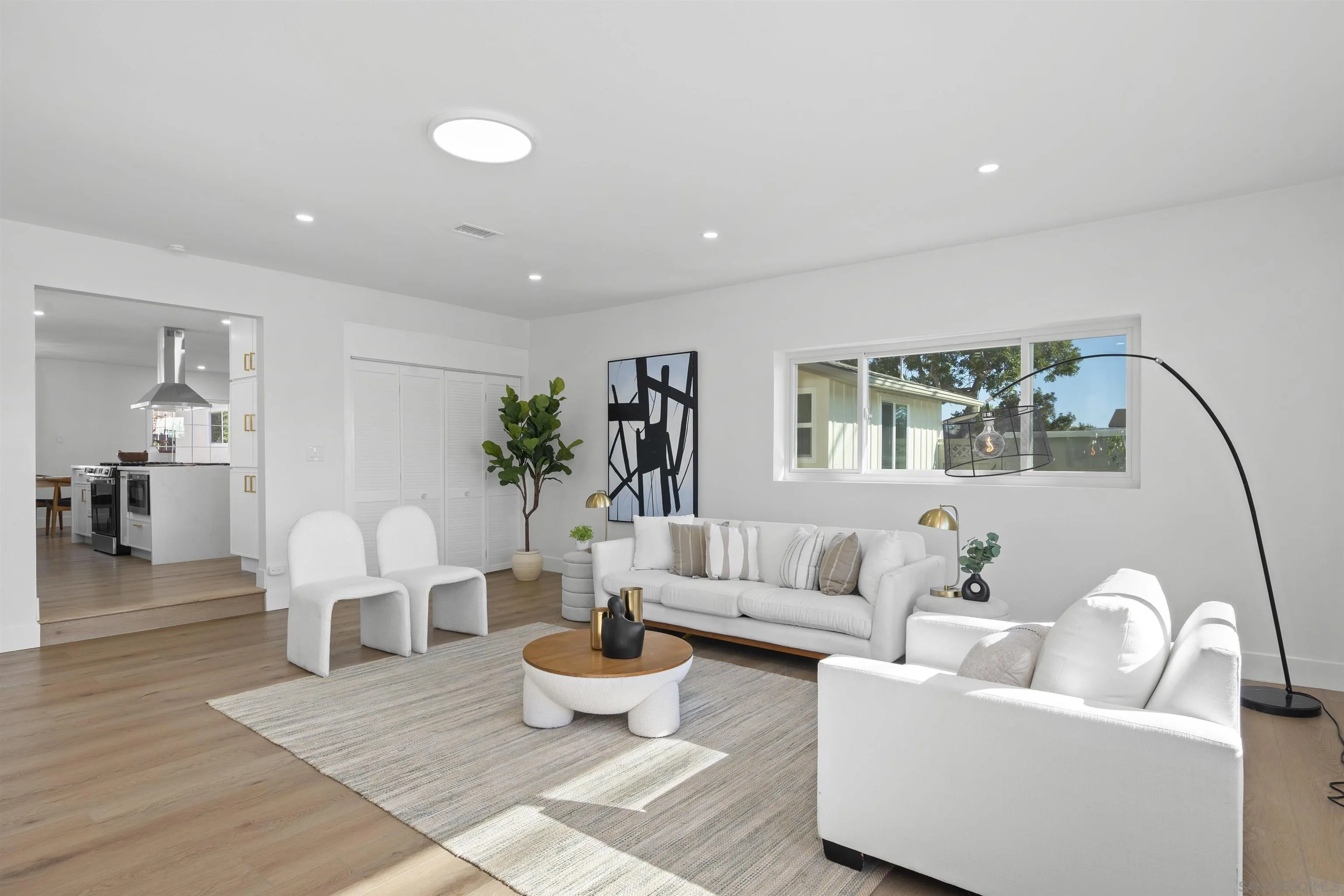 https://cdn.realtyfeed.com/cdn/127/260022970/fbefb889043ccdca874c7eef43f4fd26.webp