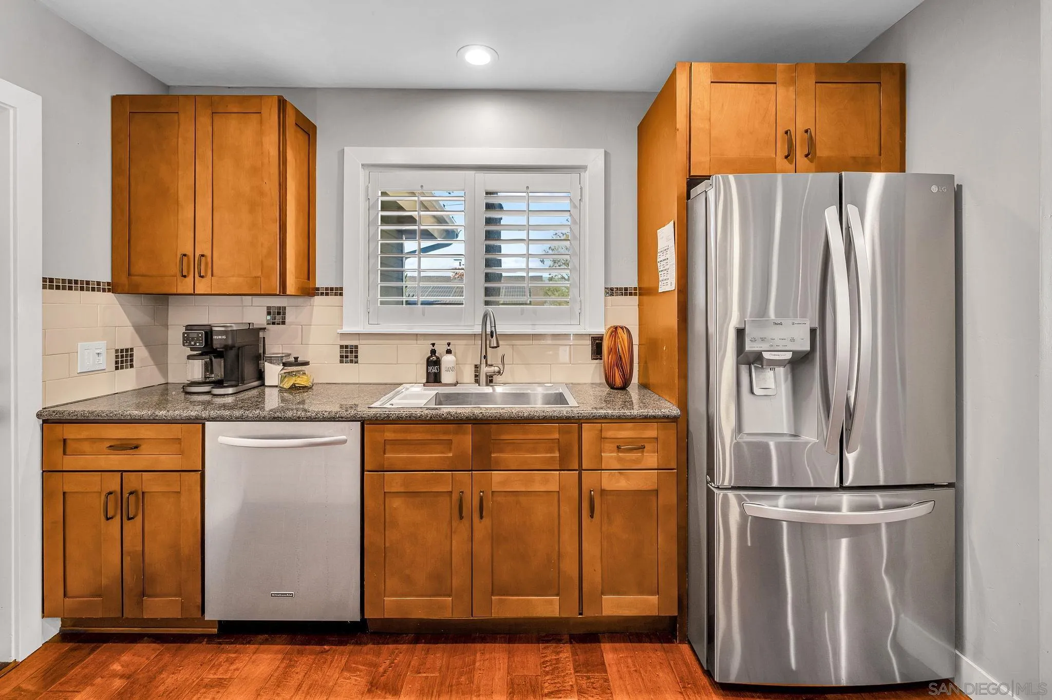 https://cdn.realtyfeed.com/cdn/127/260022972/086d8a9622b4fe174dffa9b7c2ccfaff.webp