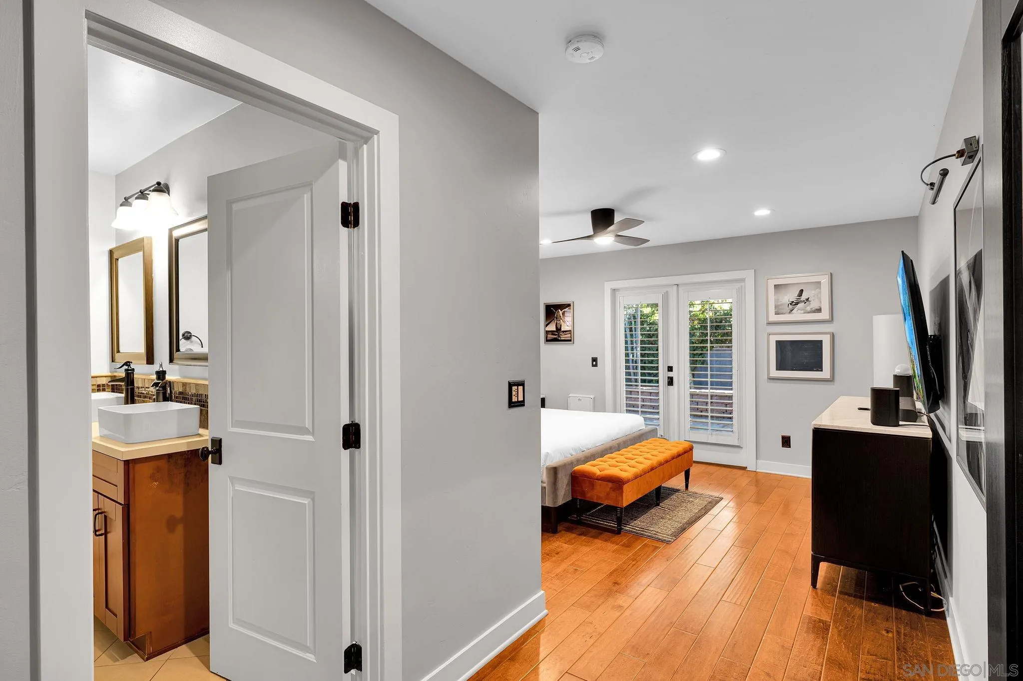 https://cdn.realtyfeed.com/cdn/127/260022972/8f3e2dfbfedf50cc6bd8d66561197c26.webp