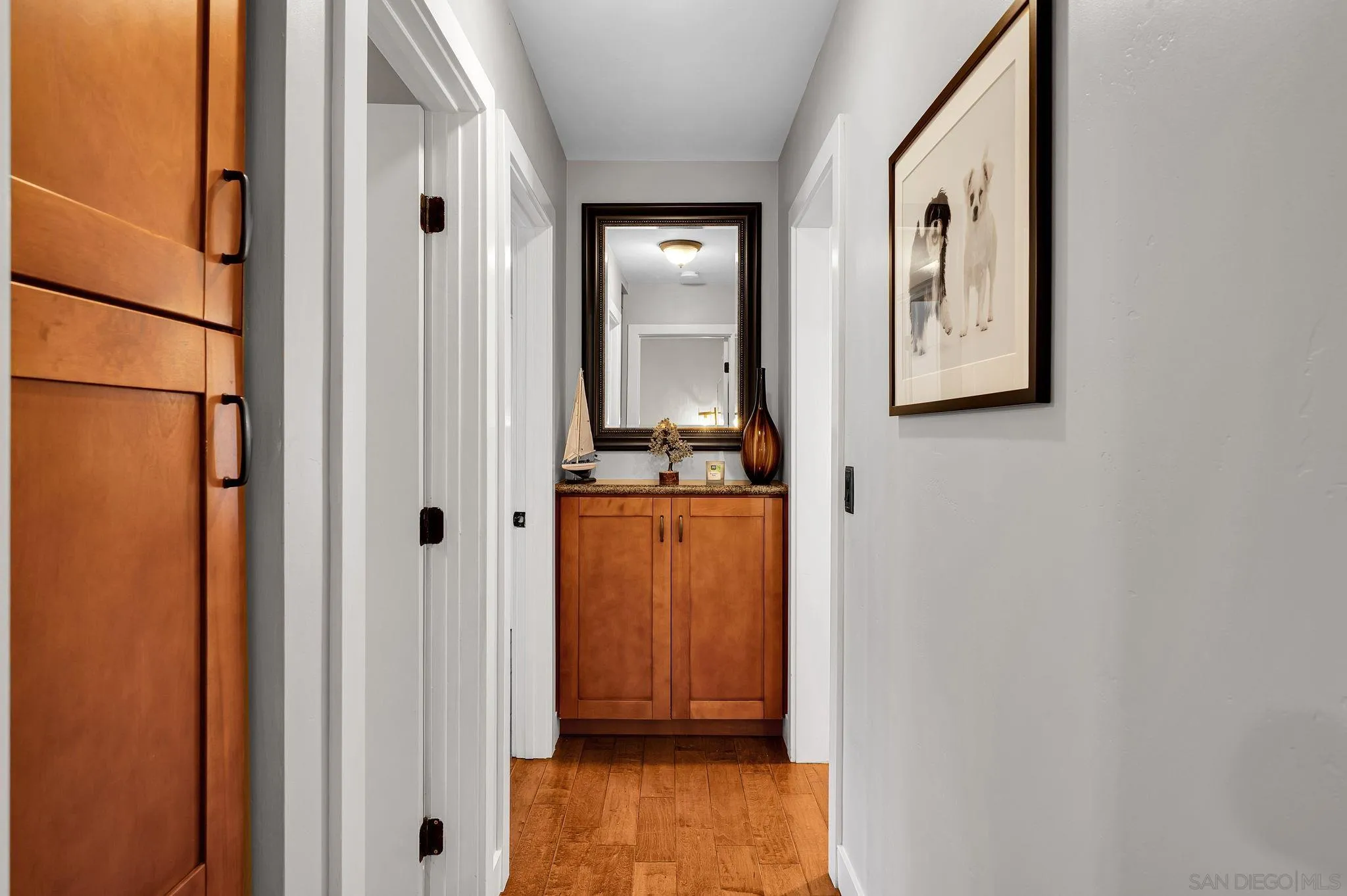 https://cdn.realtyfeed.com/cdn/127/260022972/e00727edc2b6b426b26996a5b2600b6a.webp