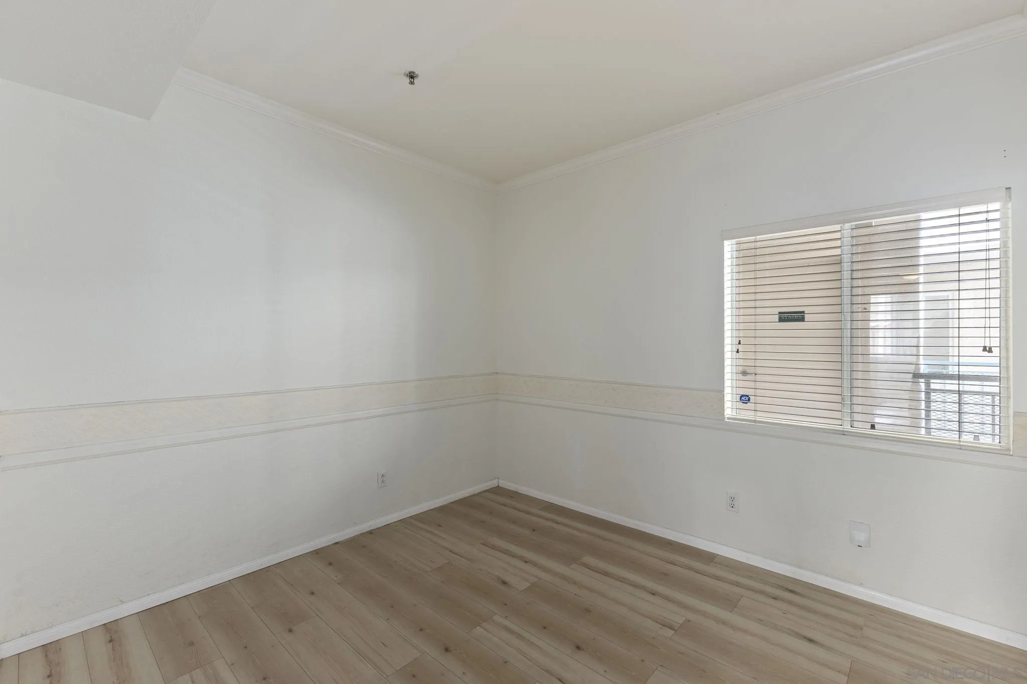https://cdn.realtyfeed.com/cdn/127/260022975/ac0e8b48b682c9af59c8b5d5dba55150.webp