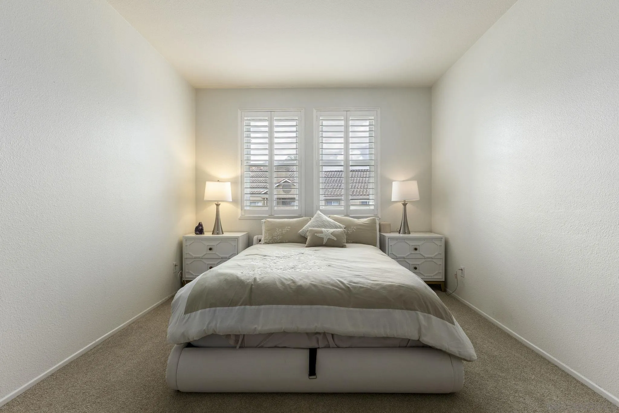 https://cdn.realtyfeed.com/cdn/127/260022975/cc28c36deac23f72875bd20234539653.webp