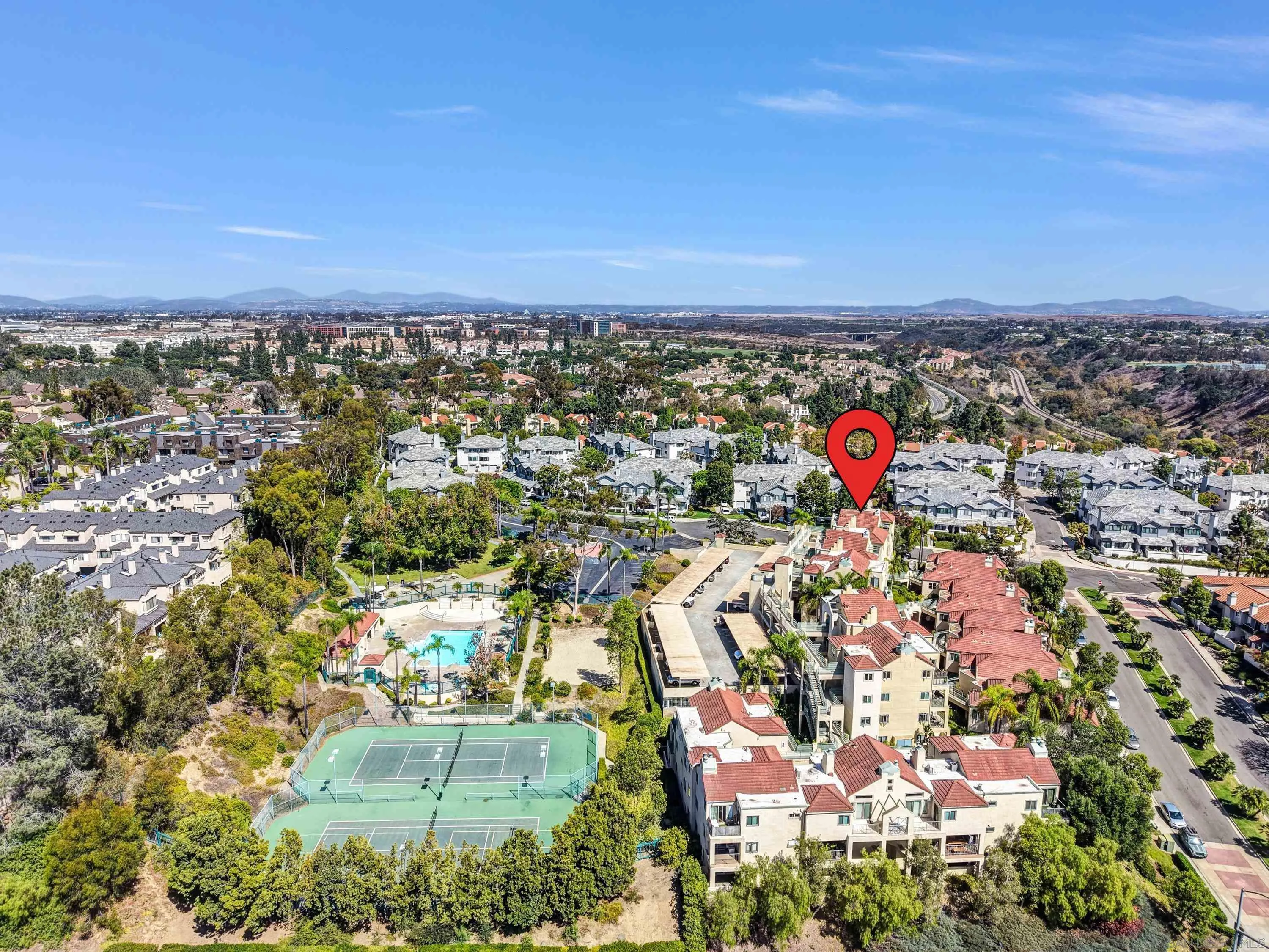 https://cdn.realtyfeed.com/cdn/127/260022982/336713a054281de81cfb3a5b94ec2e57.webp