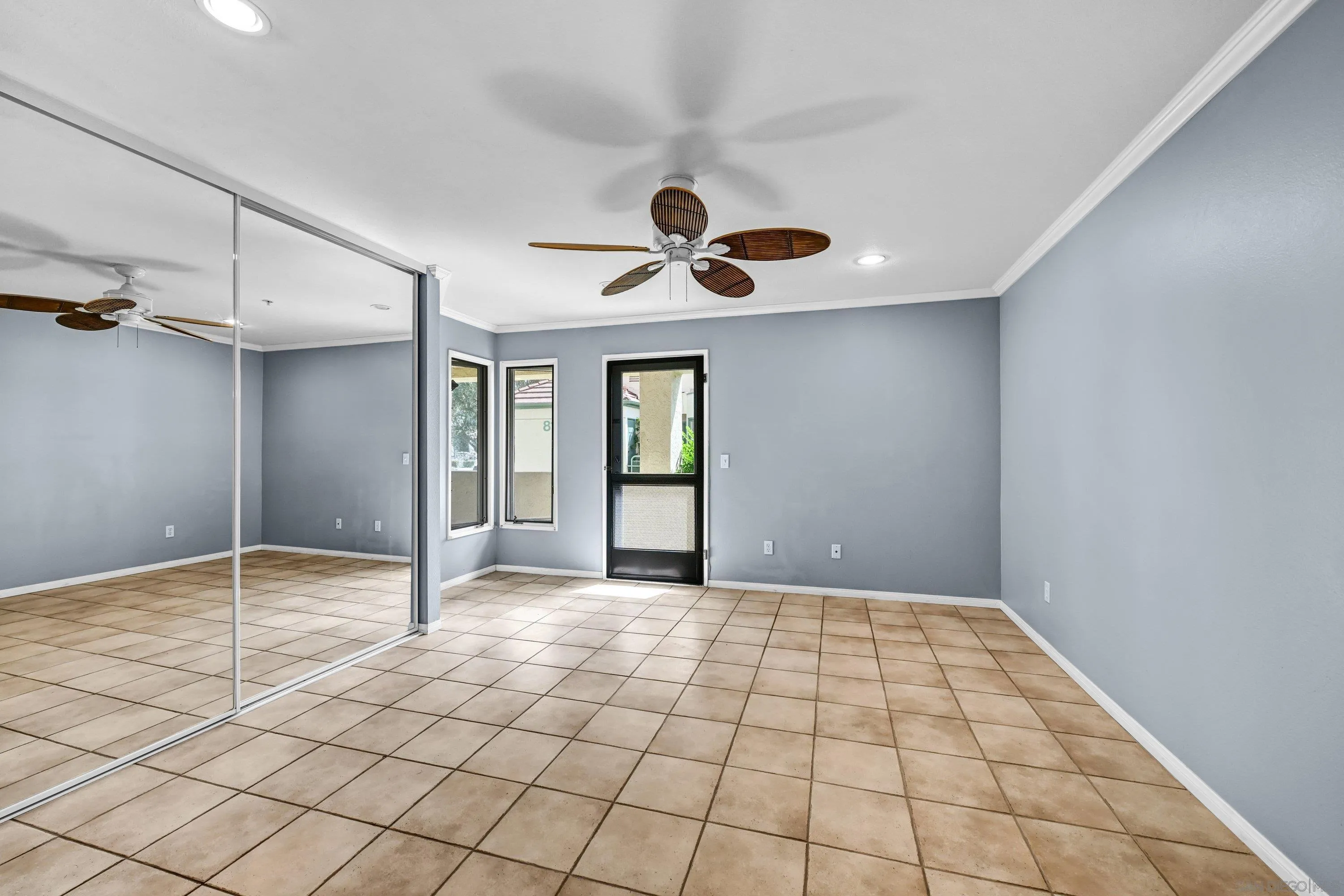 https://cdn.realtyfeed.com/cdn/127/260022982/36a0b1b9b7b14689de1b271a7d32be10.webp