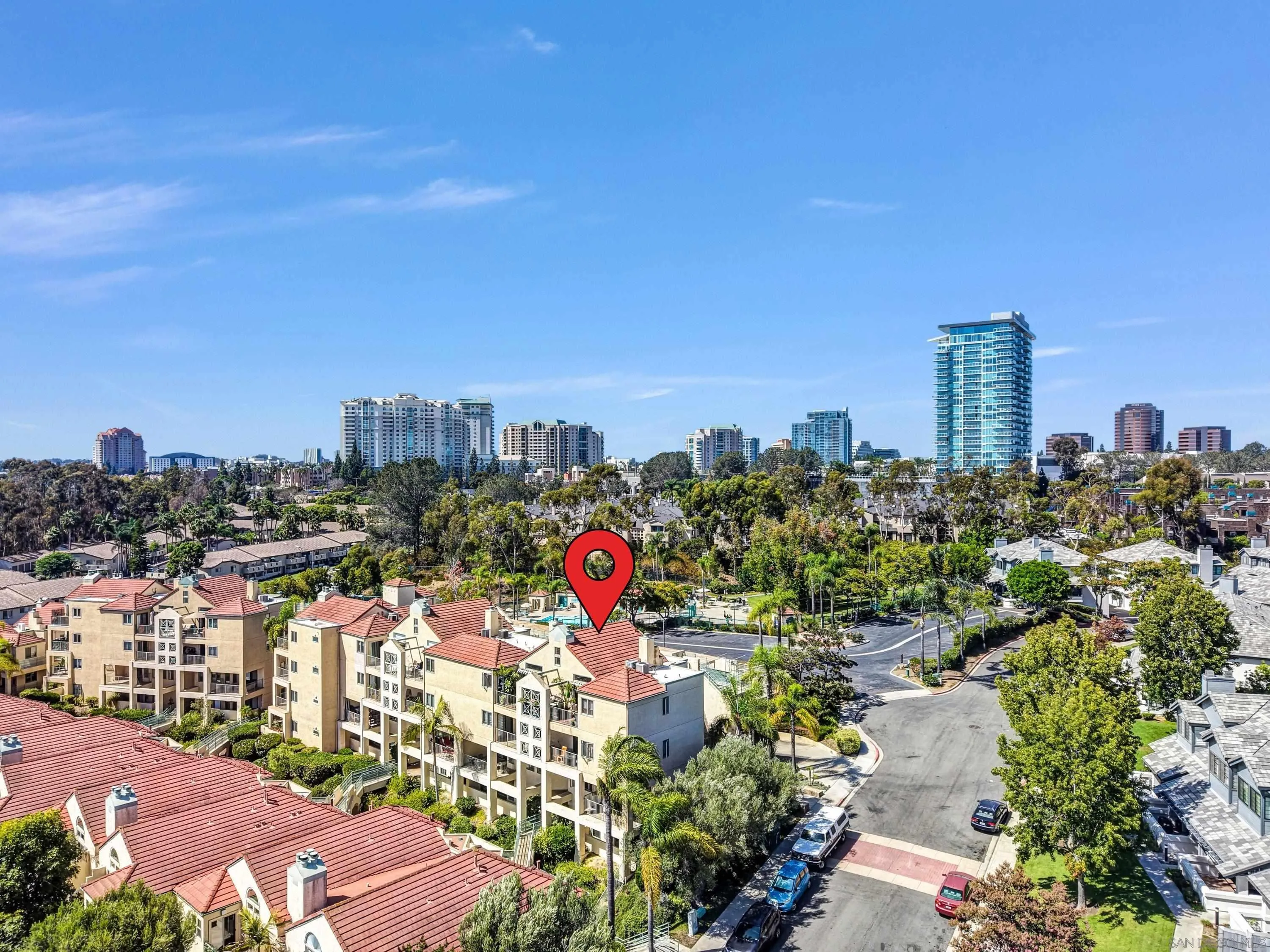 https://cdn.realtyfeed.com/cdn/127/260022982/62c1e4f18fdfd3731f504831d0be4918.webp