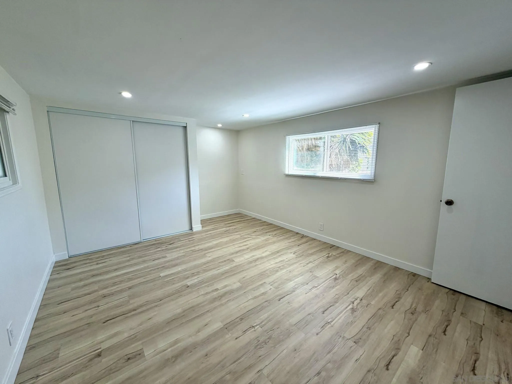 https://cdn.realtyfeed.com/cdn/127/260022984/90058dd40d7f18d420751d3e6680e54f.webp