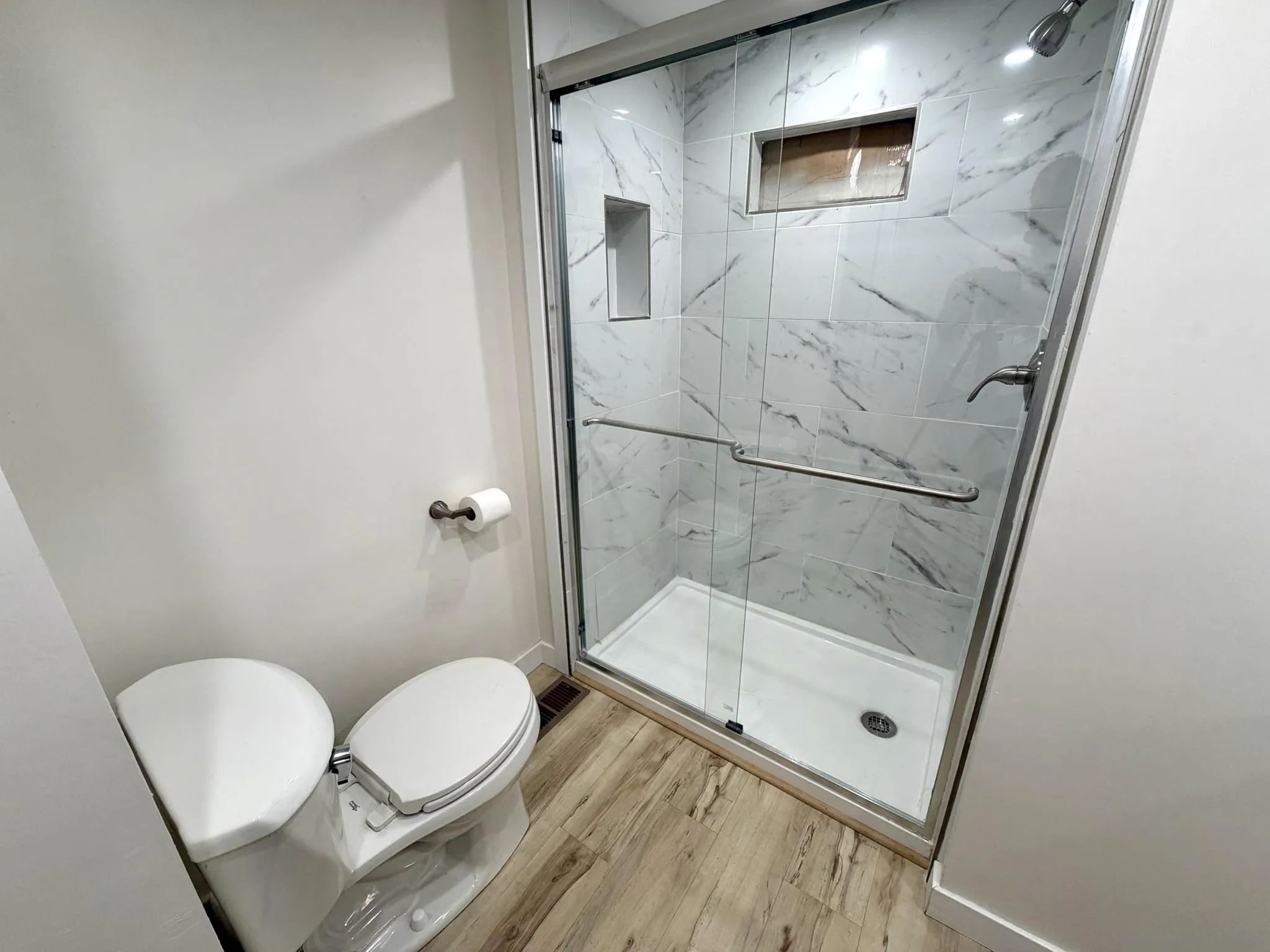 https://cdn.realtyfeed.com/cdn/127/260022984/ecca6a7c2be654e91d74fc43bc66f3ab.webp
