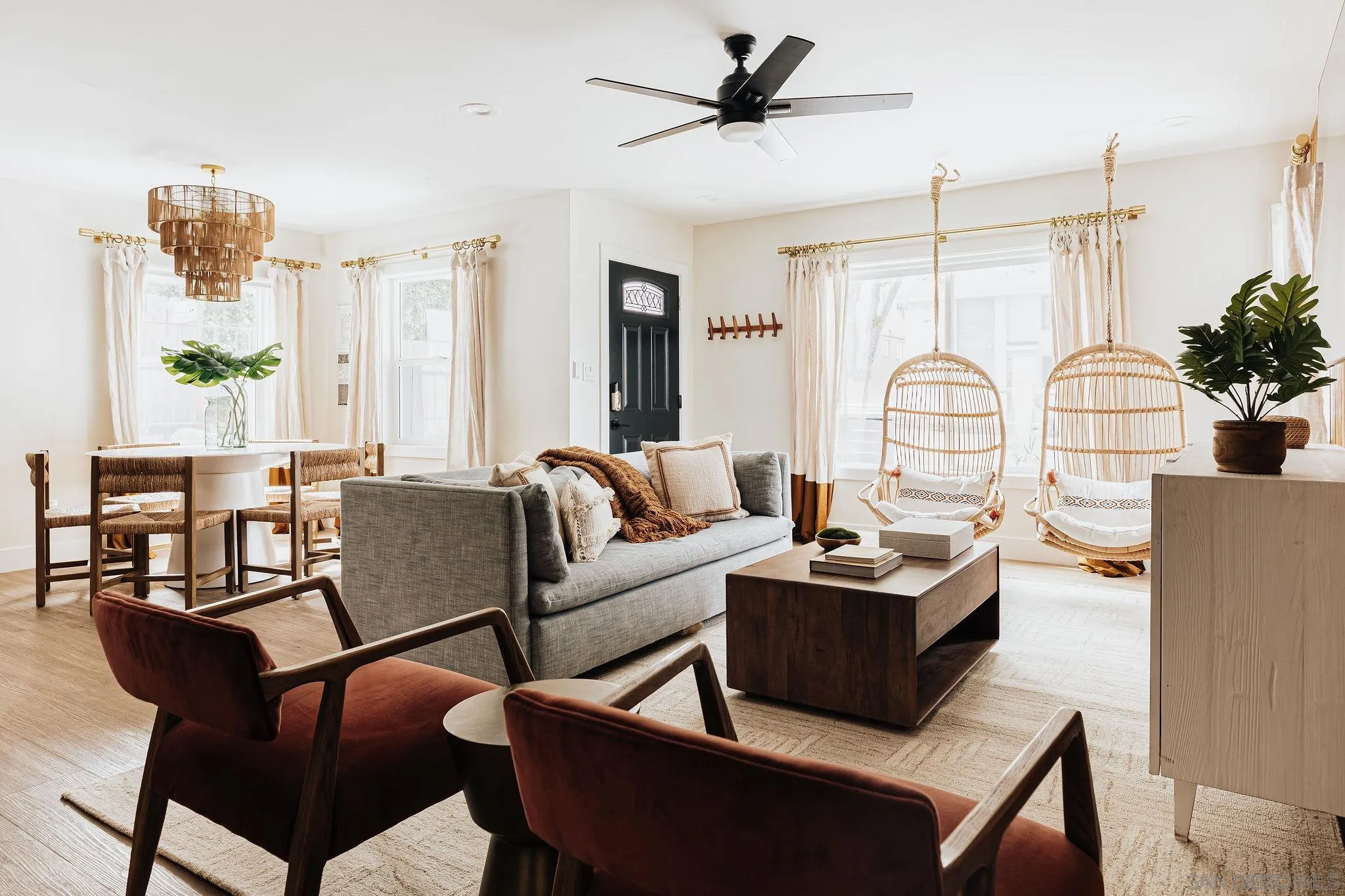https://cdn.realtyfeed.com/cdn/127/260022995/219cf9cec6b09011e9467028a32dd57f.webp
