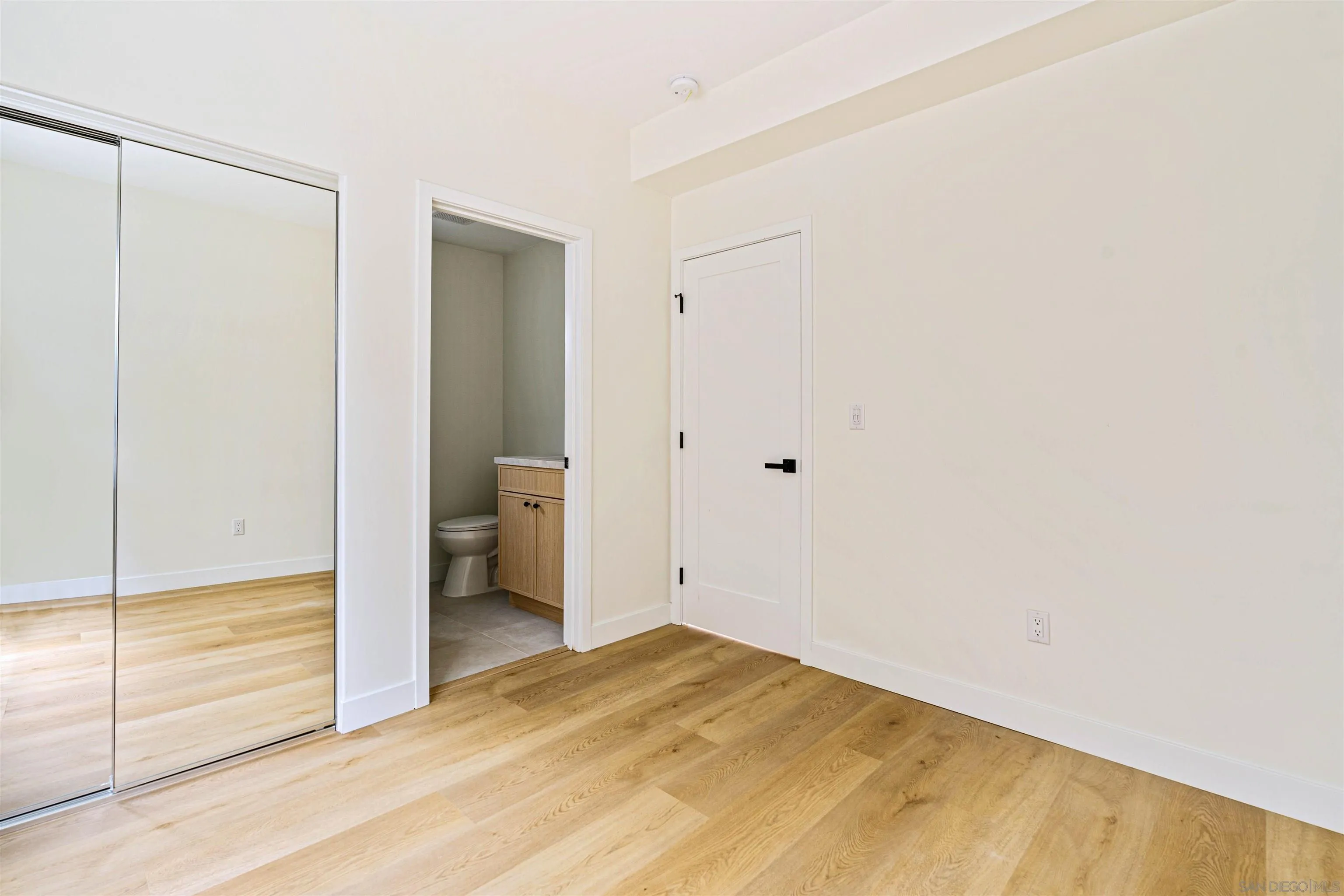 https://cdn.realtyfeed.com/cdn/127/260022995/3906f472f487073f439e092664999aa5.webp