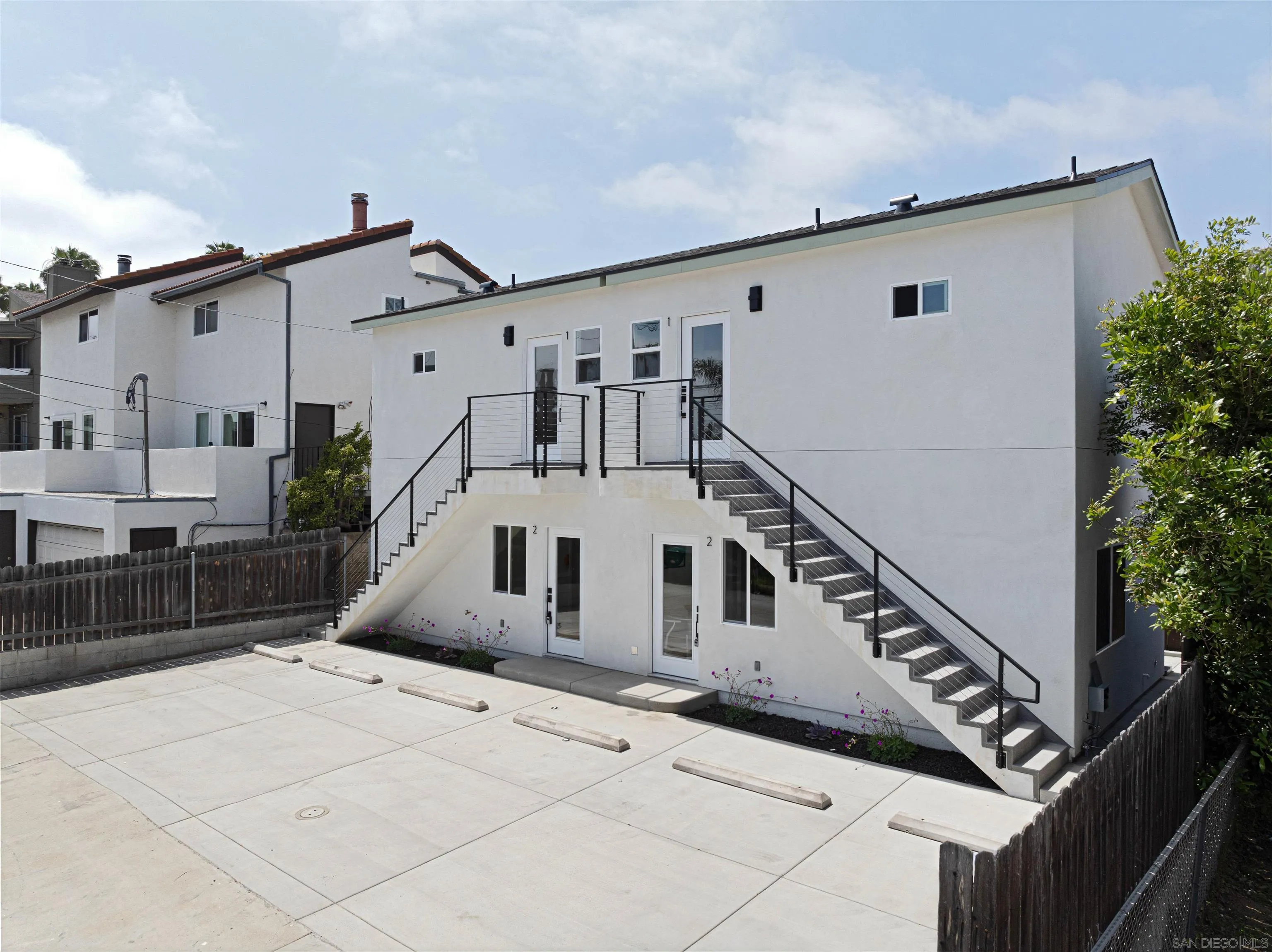 https://cdn.realtyfeed.com/cdn/127/260022995/3ae08d8fb64d196325ffcb74c6d5045c.webp