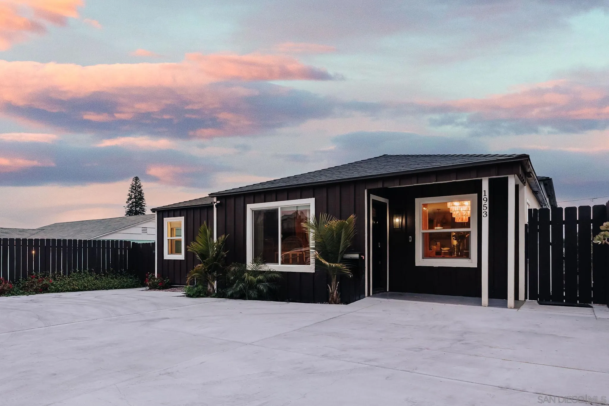 https://cdn.realtyfeed.com/cdn/127/260022995/5173984b80ce2ea9f301b2b01befd2b0.webp