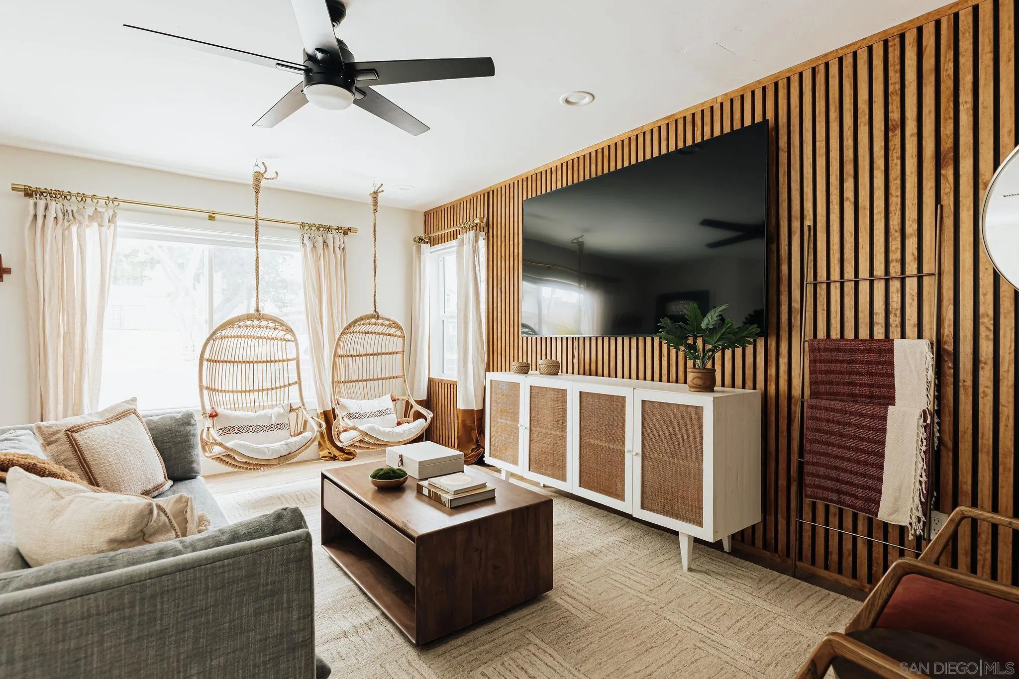 https://cdn.realtyfeed.com/cdn/127/260022995/d64016798b034a36d564fa9dfad42160.webp