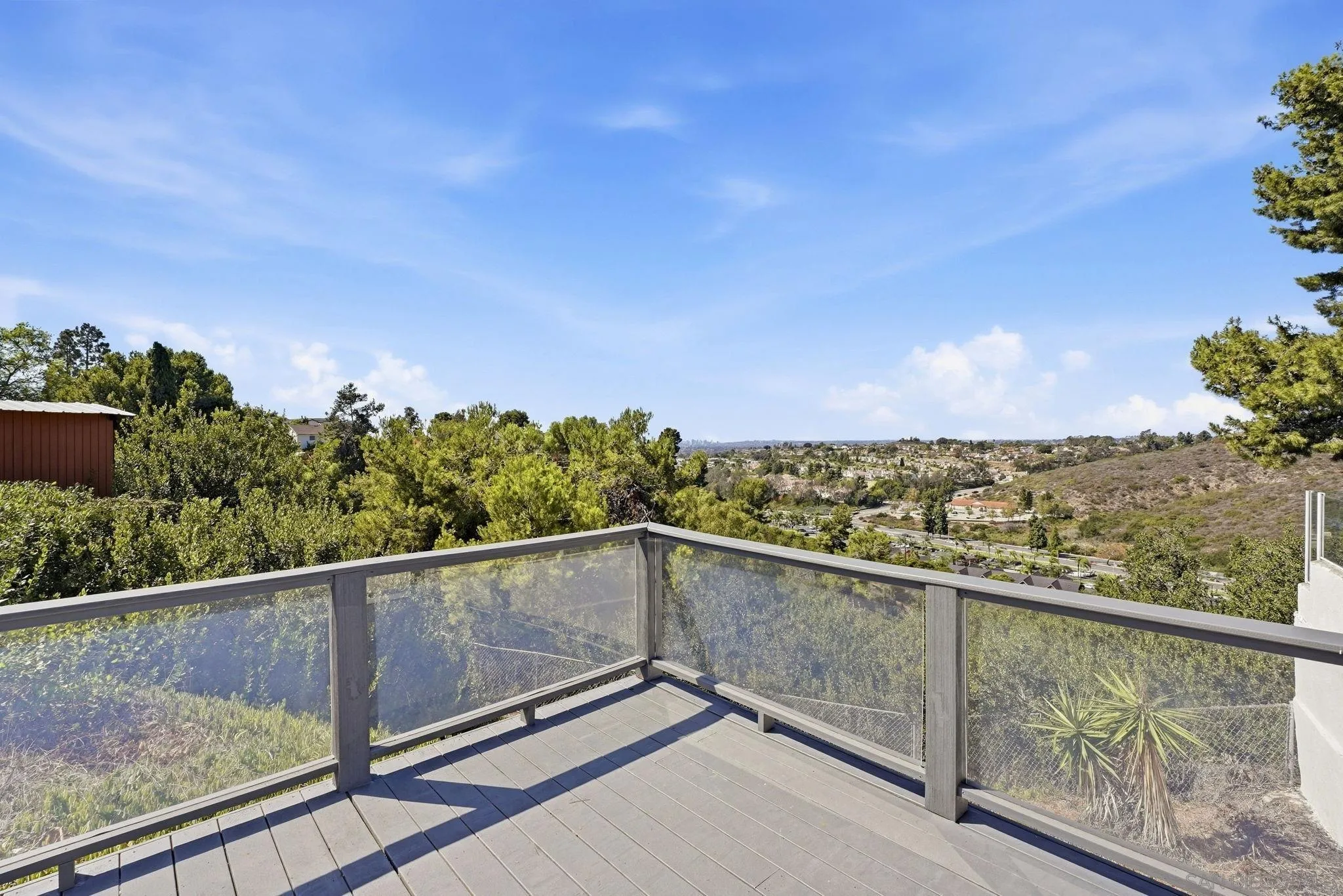 https://cdn.realtyfeed.com/cdn/127/260022998/8aed9ccb71b25bee1d0a696052a2977b.webp
