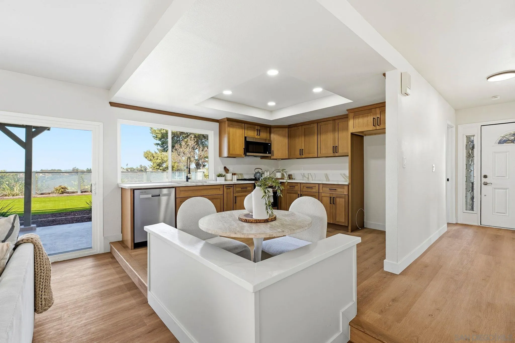 https://cdn.realtyfeed.com/cdn/127/260022998/8e5320882eba1b5b0f4481a05f2ff006.webp