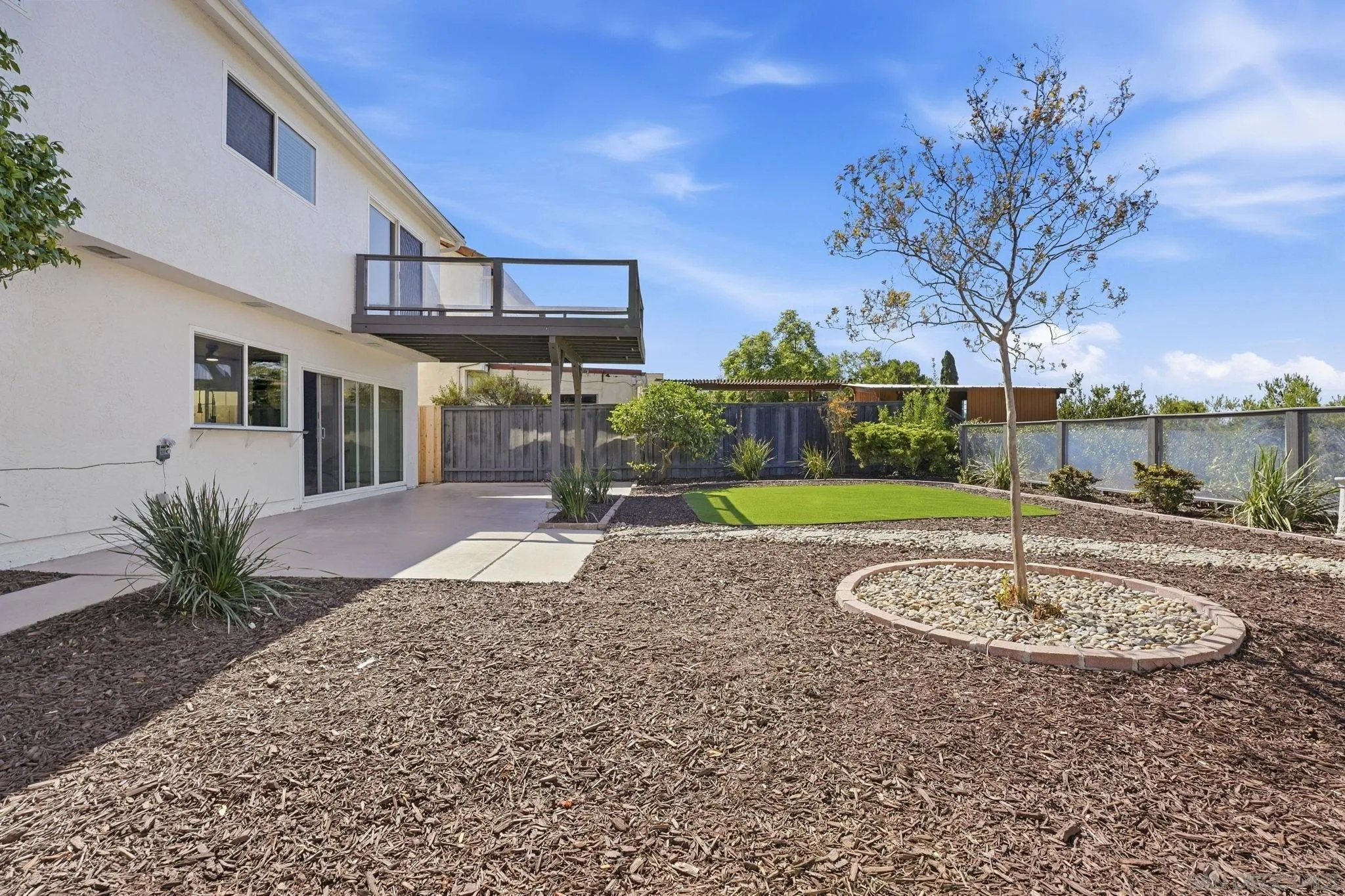https://cdn.realtyfeed.com/cdn/127/260022998/f0bdfd44b0f4e14a58b93f9119a1838a.webp