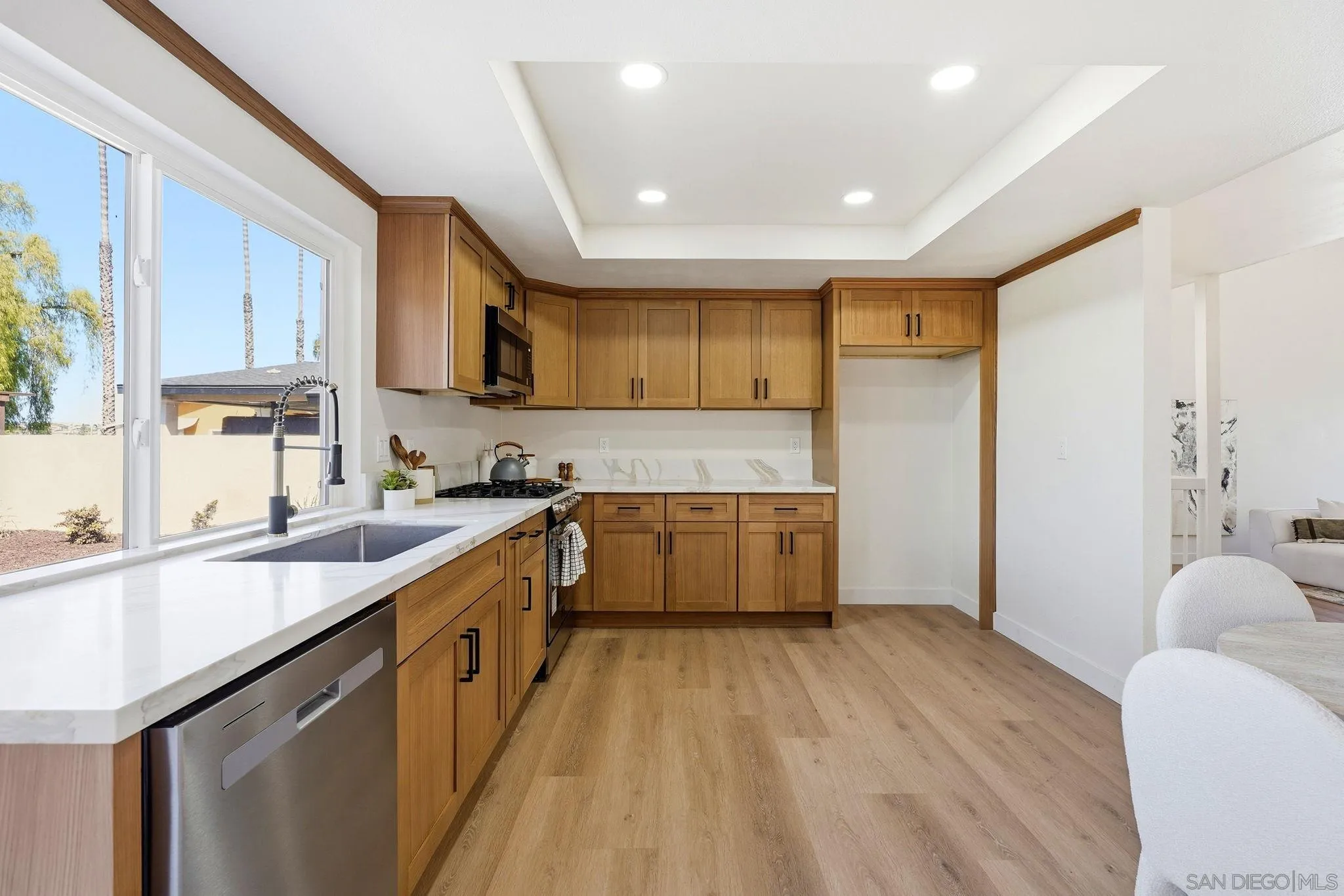 https://cdn.realtyfeed.com/cdn/127/260022998/f26d2fbc4d0e833e87fe2194b364ec48.webp