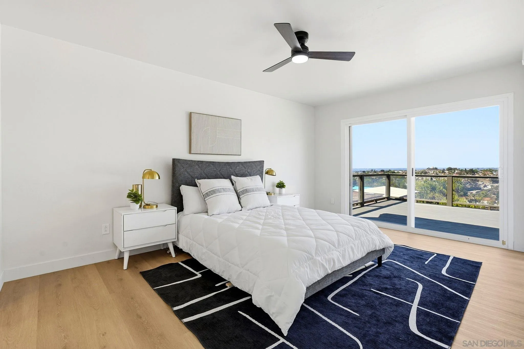https://cdn.realtyfeed.com/cdn/127/260022998/f80f7530357eb6f43ed0d504b269b546.webp