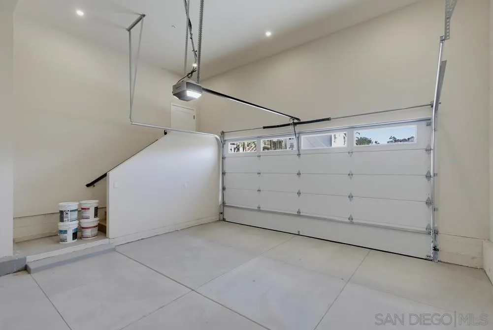 https://cdn.realtyfeed.com/cdn/127/260023004/102cfa88197782e9122126fe274229aa.webp