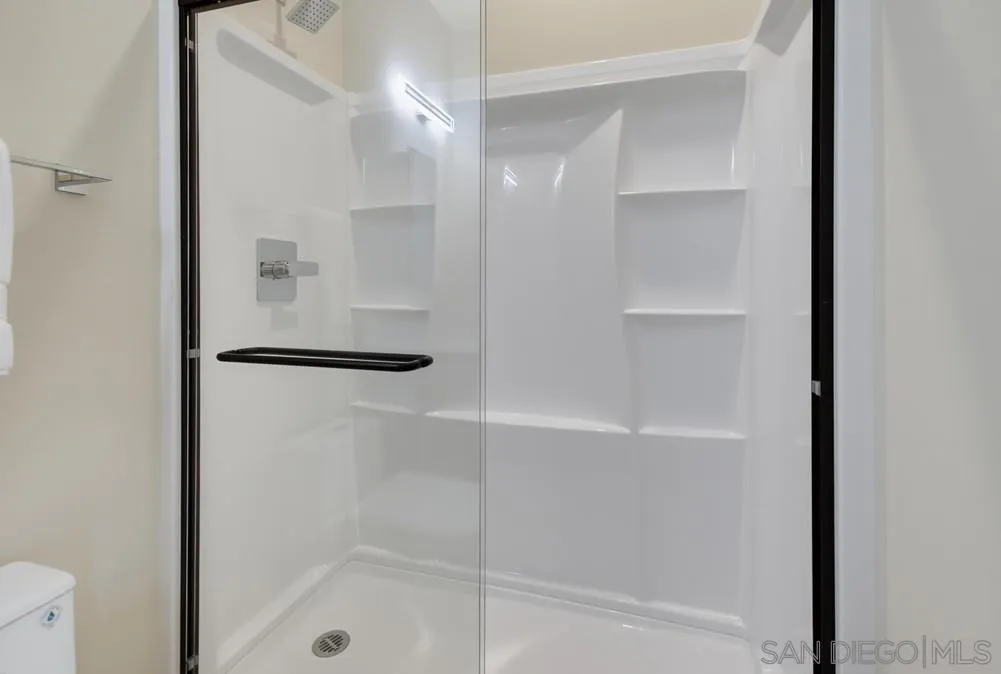 https://cdn.realtyfeed.com/cdn/127/260023004/1436da6558248358b0fd2d557dfcd94d.webp