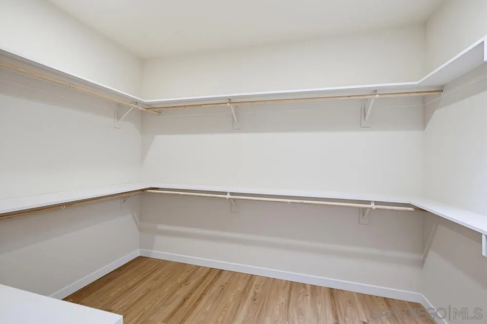 https://cdn.realtyfeed.com/cdn/127/260023004/57c0a0be4c2614159bd12448f346128d.webp