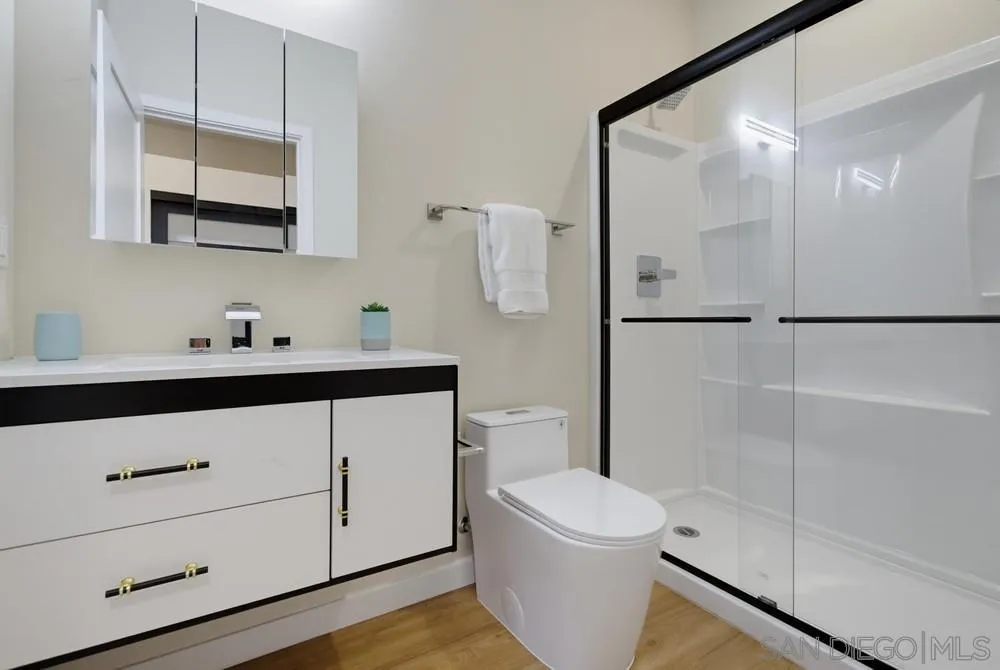 https://cdn.realtyfeed.com/cdn/127/260023004/9b58a72847435b915e3ecd8e27bf57d0.webp