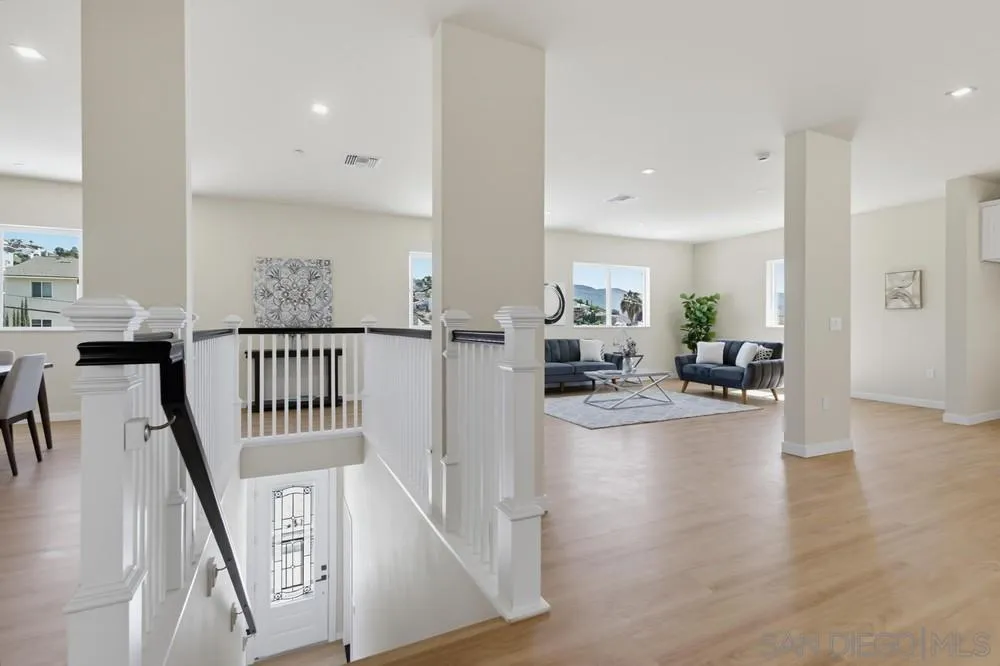 https://cdn.realtyfeed.com/cdn/127/260023004/d4a5957c49167c27e4d7f46326ebcb89.webp