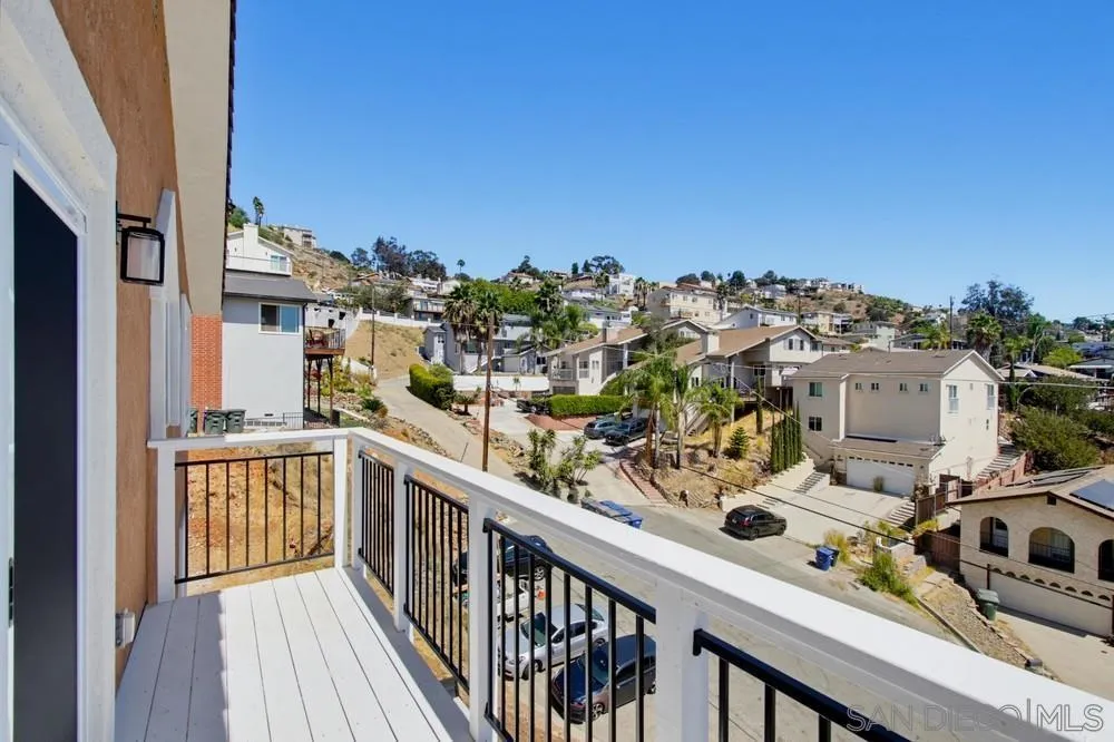 https://cdn.realtyfeed.com/cdn/127/260023004/dfaa6513b0bd0ab2ed803039927adff3.webp
