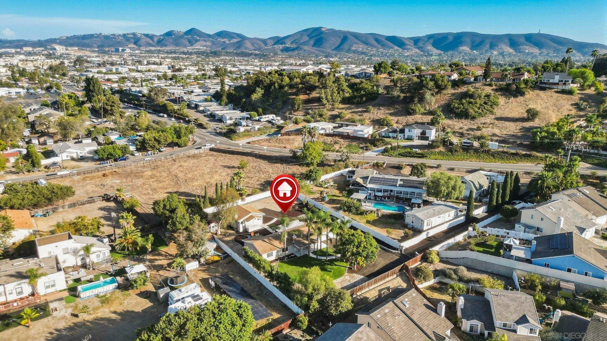 https://cdn.realtyfeed.com/cdn/127/260023006/5bd3f382f36c42ec780b07311c0f09c2.webp