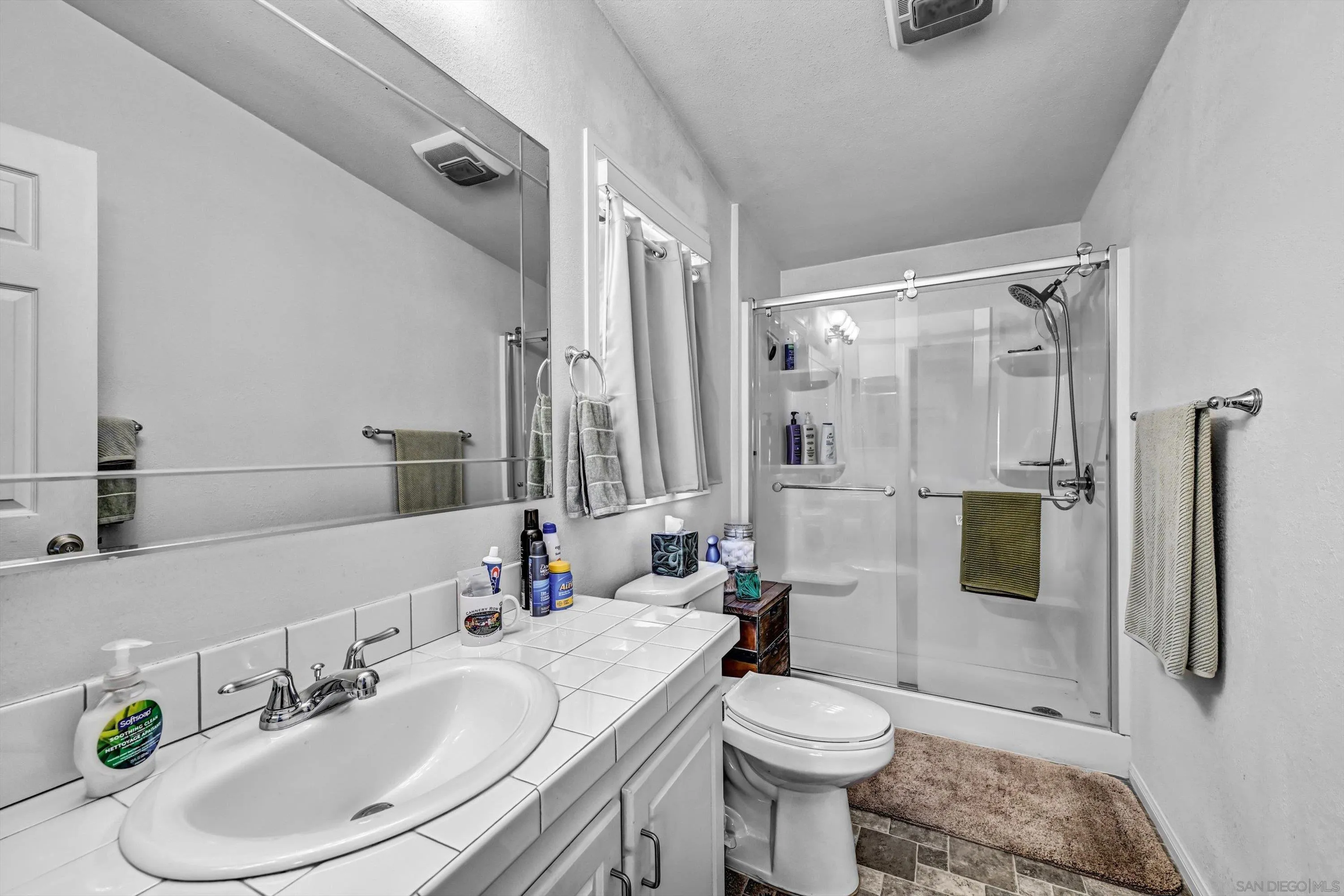 https://cdn.realtyfeed.com/cdn/127/260023007/22a5611a1bbdd6b5080be812f2b45241.webp