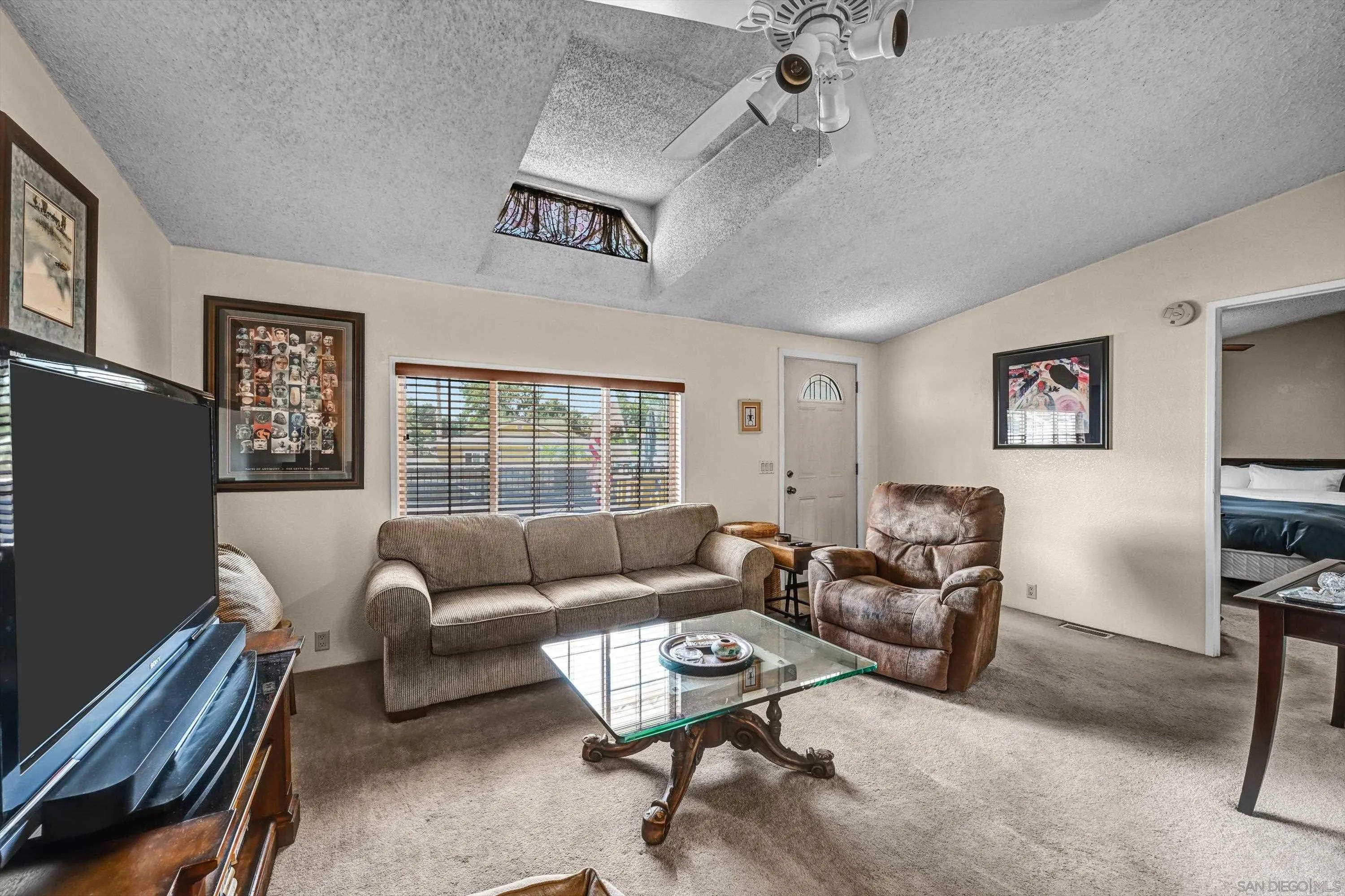https://cdn.realtyfeed.com/cdn/127/260023007/4eb233bd896e79359b43036b81ed338e.webp