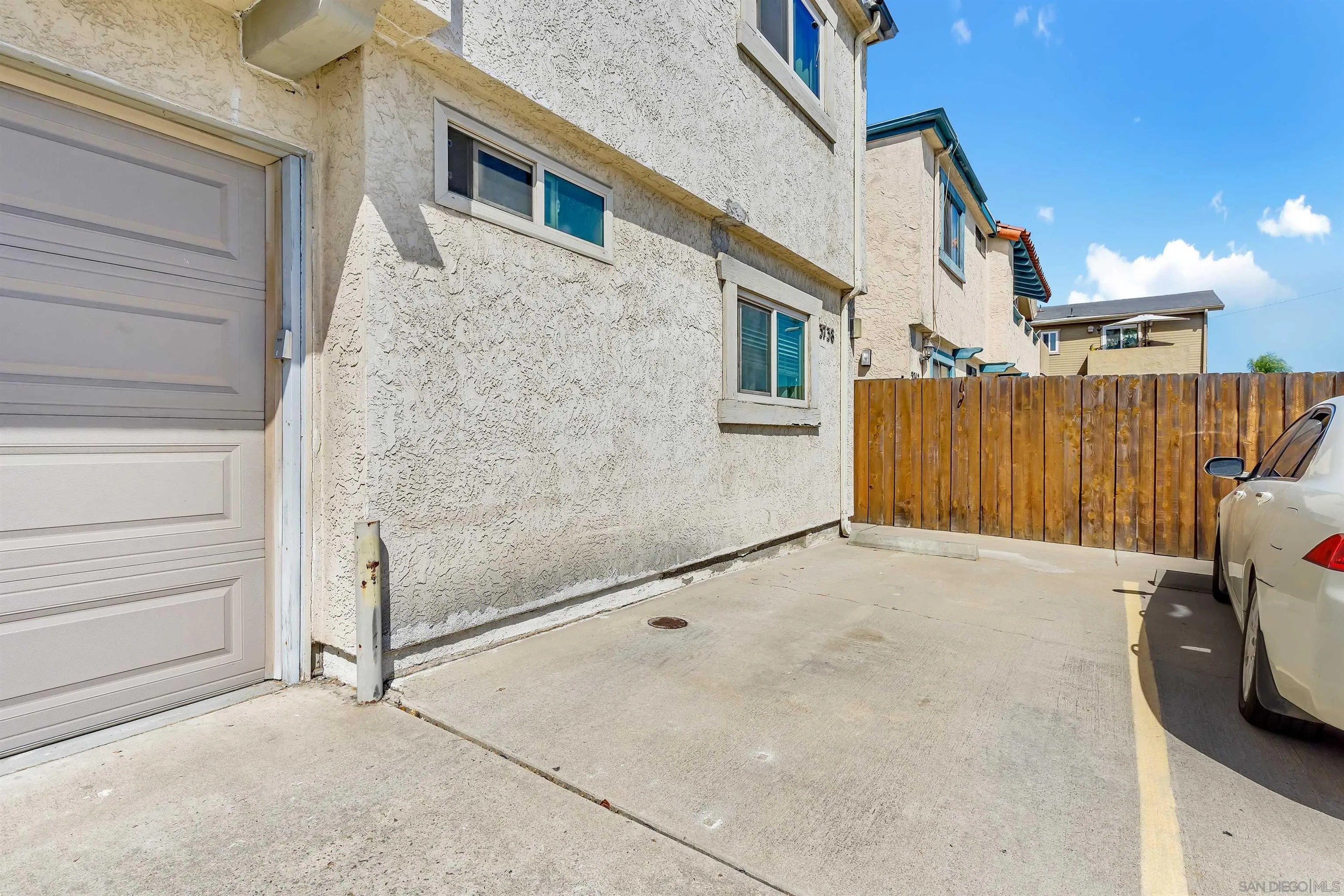https://cdn.realtyfeed.com/cdn/127/260023011/92befccdb7c948e65e5da09d03cdb3d9.webp